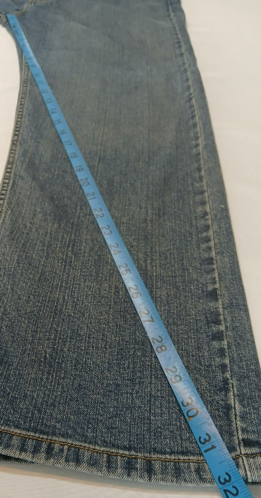 Levis Denizen Jeans 40 x 30 EUC 236 Regular Fit Mens