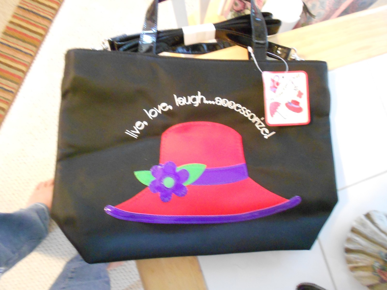 LIVE,LOVE,LAUGH..ACCESSORIZE-PURSE-FUN IN RED-NEW-9 1/4″ X 12 1/2″