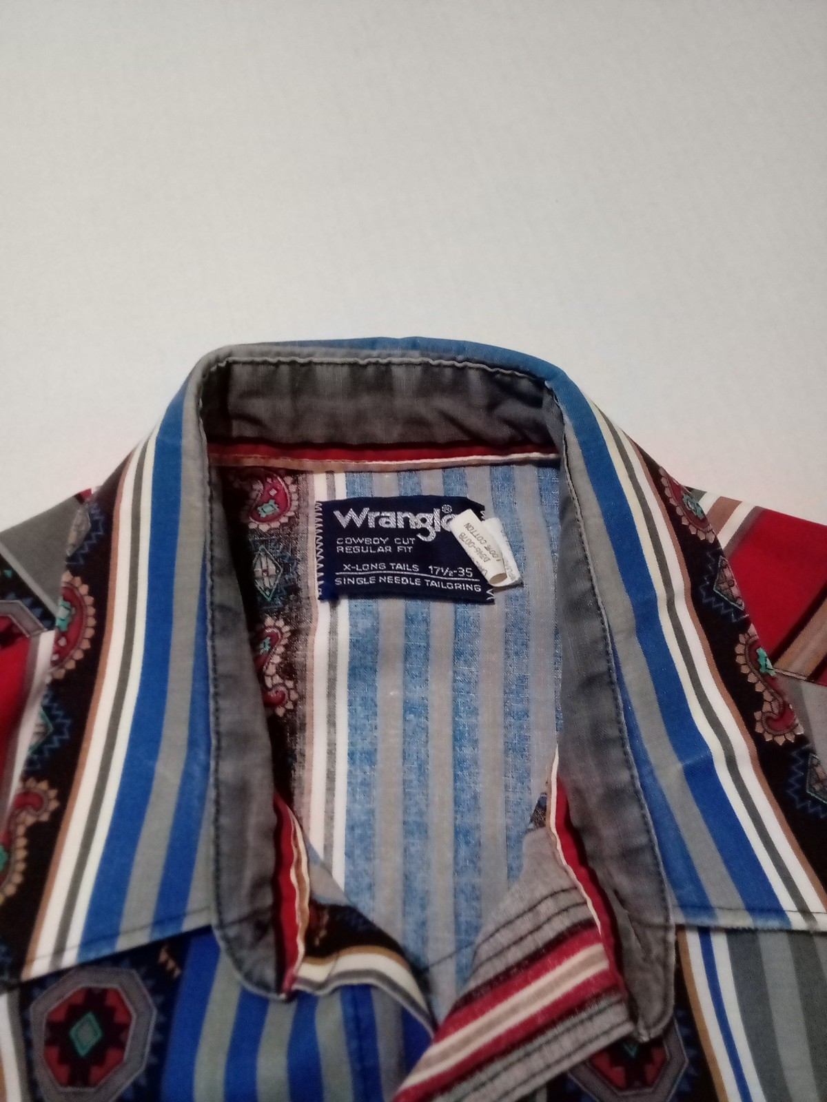 Vintage 90s Wrangler Brushpopper Western Black Pearl Snap Aztec USA Shirt