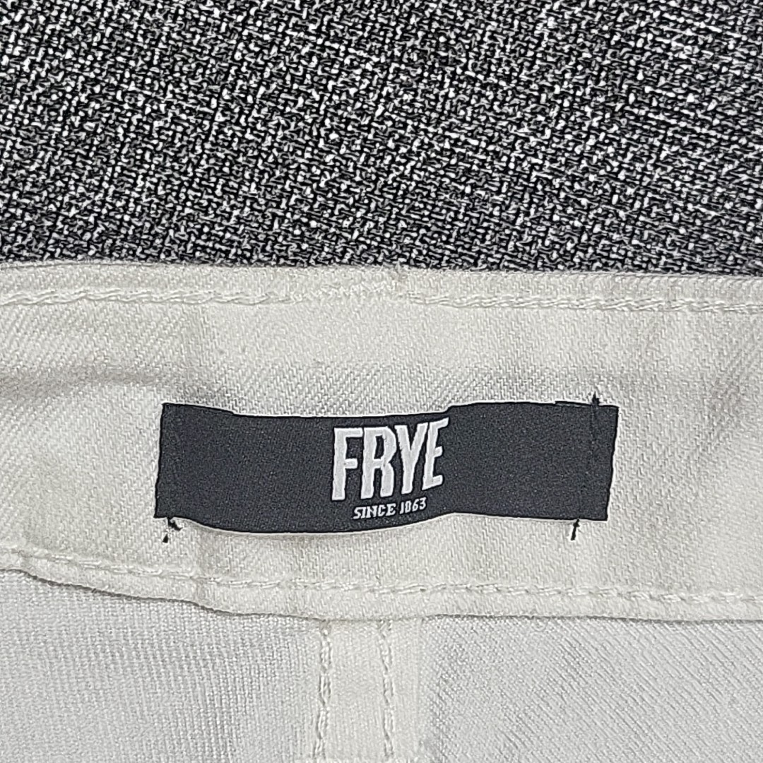 Frye Women’s Button Zip Fly High Rise Jeans with Pockets Size 6/28 Off White