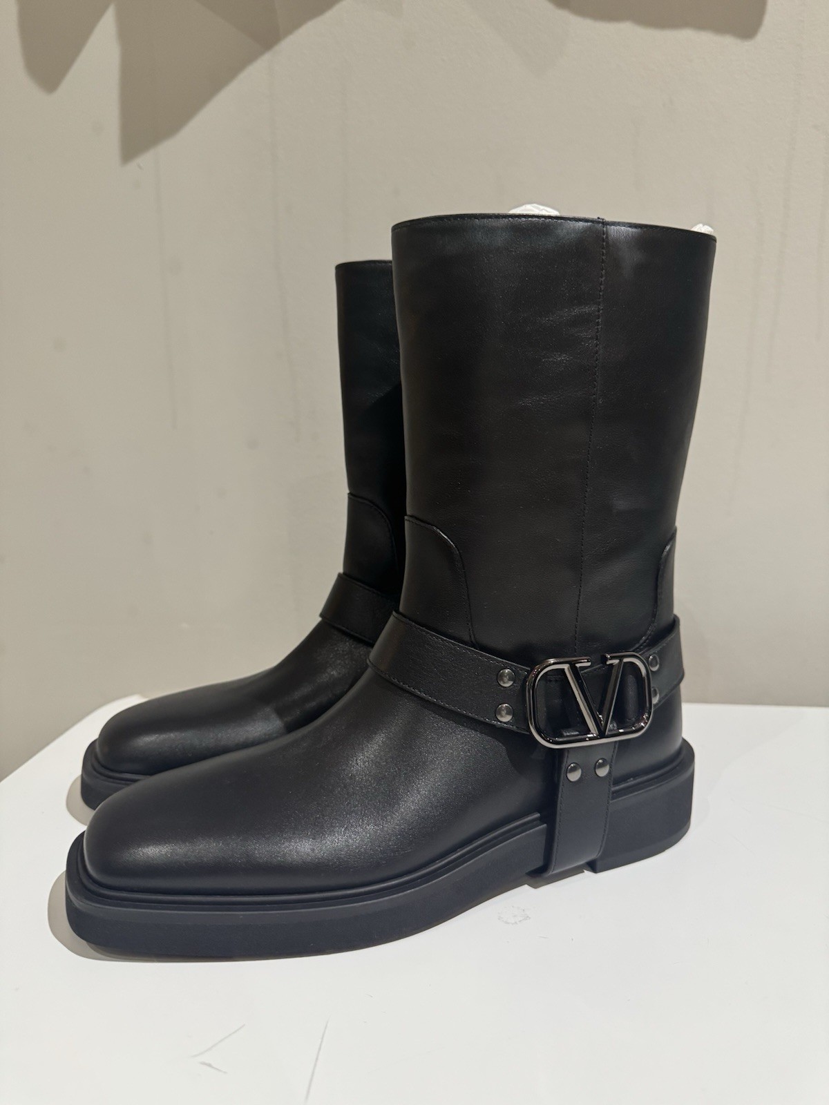 Valentino Garavani VLogo leather combat / mid-calf boots