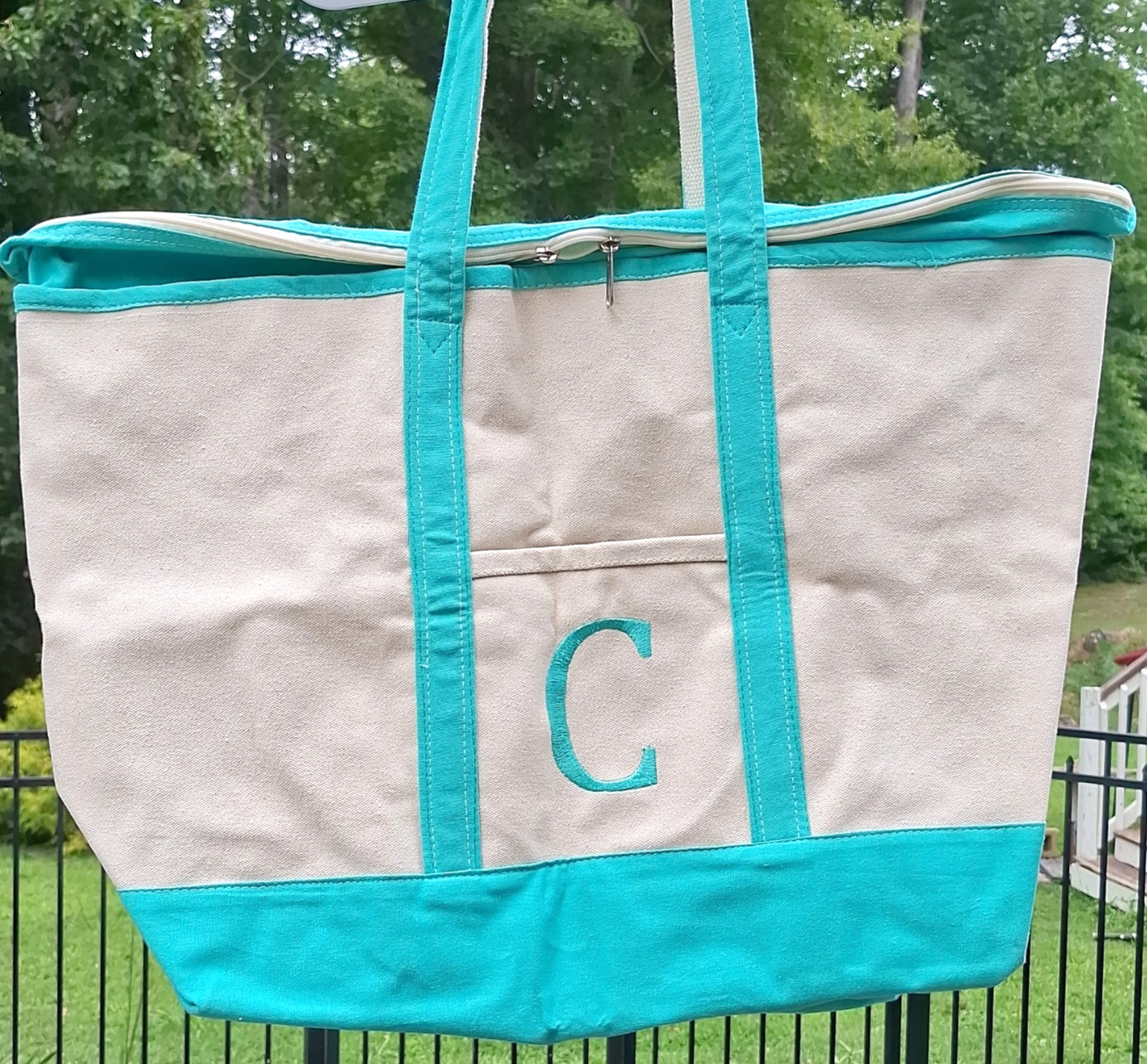 Women’s Large Colorblock Tote Bag Turquoise/Beige Zip Top Embroidered “C”