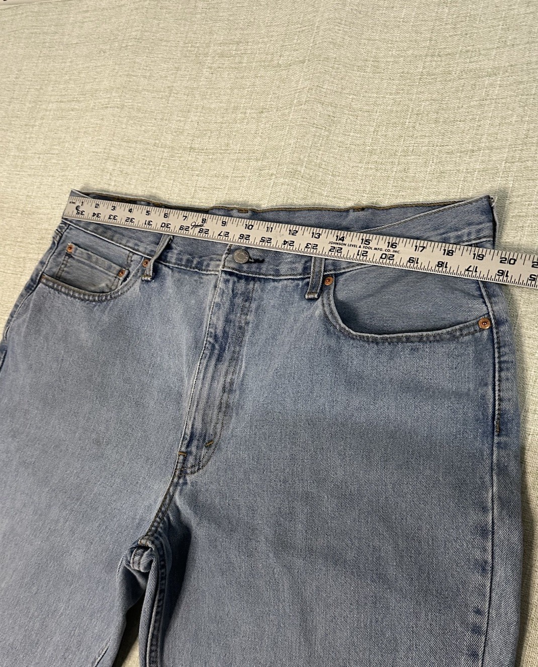 Levi’s 550 Relaxed Fit Medium Blue 100% Cotton Denim Jeans Men’s 40X30