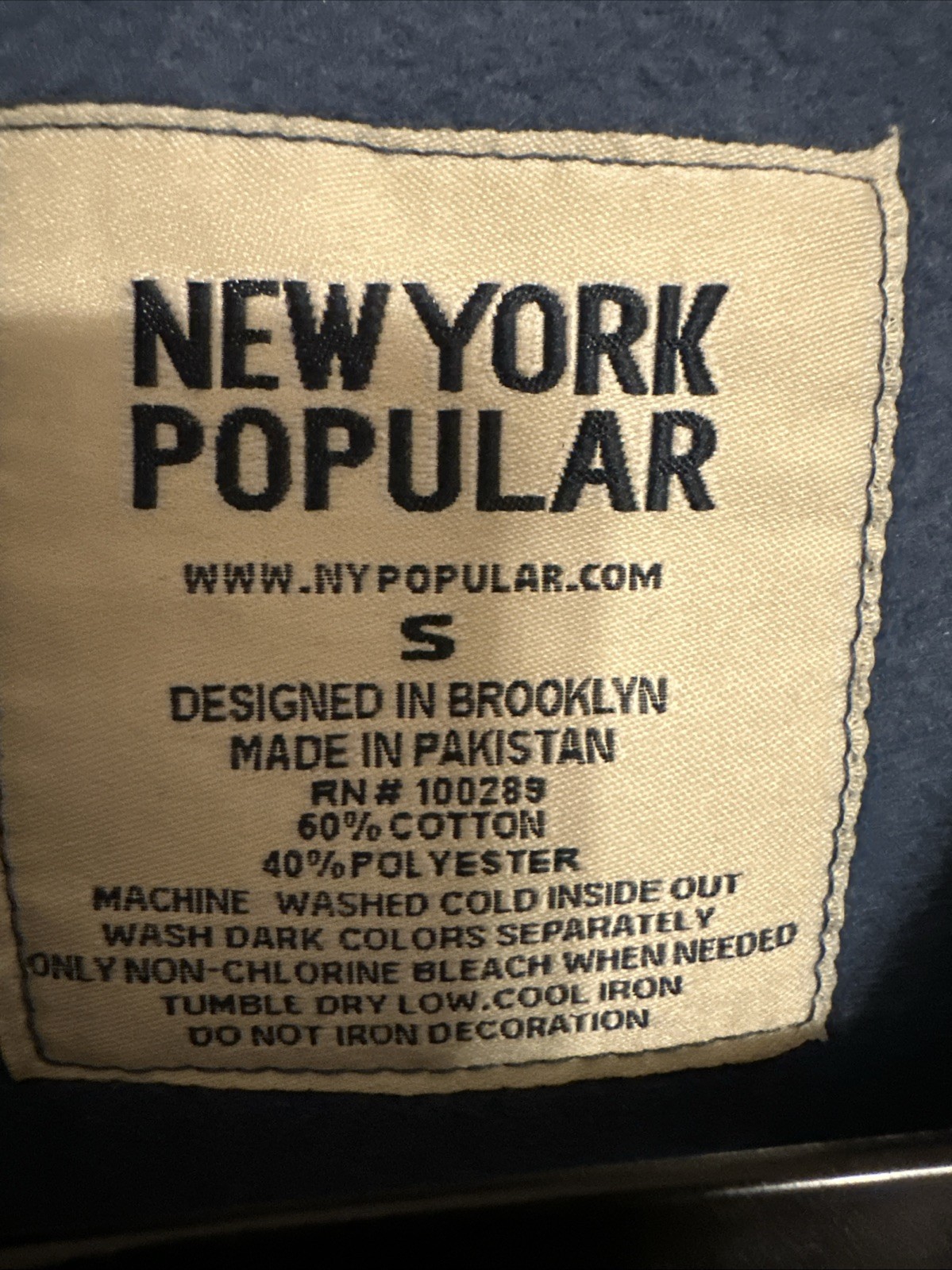 New York Popular Crewneck Sweatshirt Women’s Small New