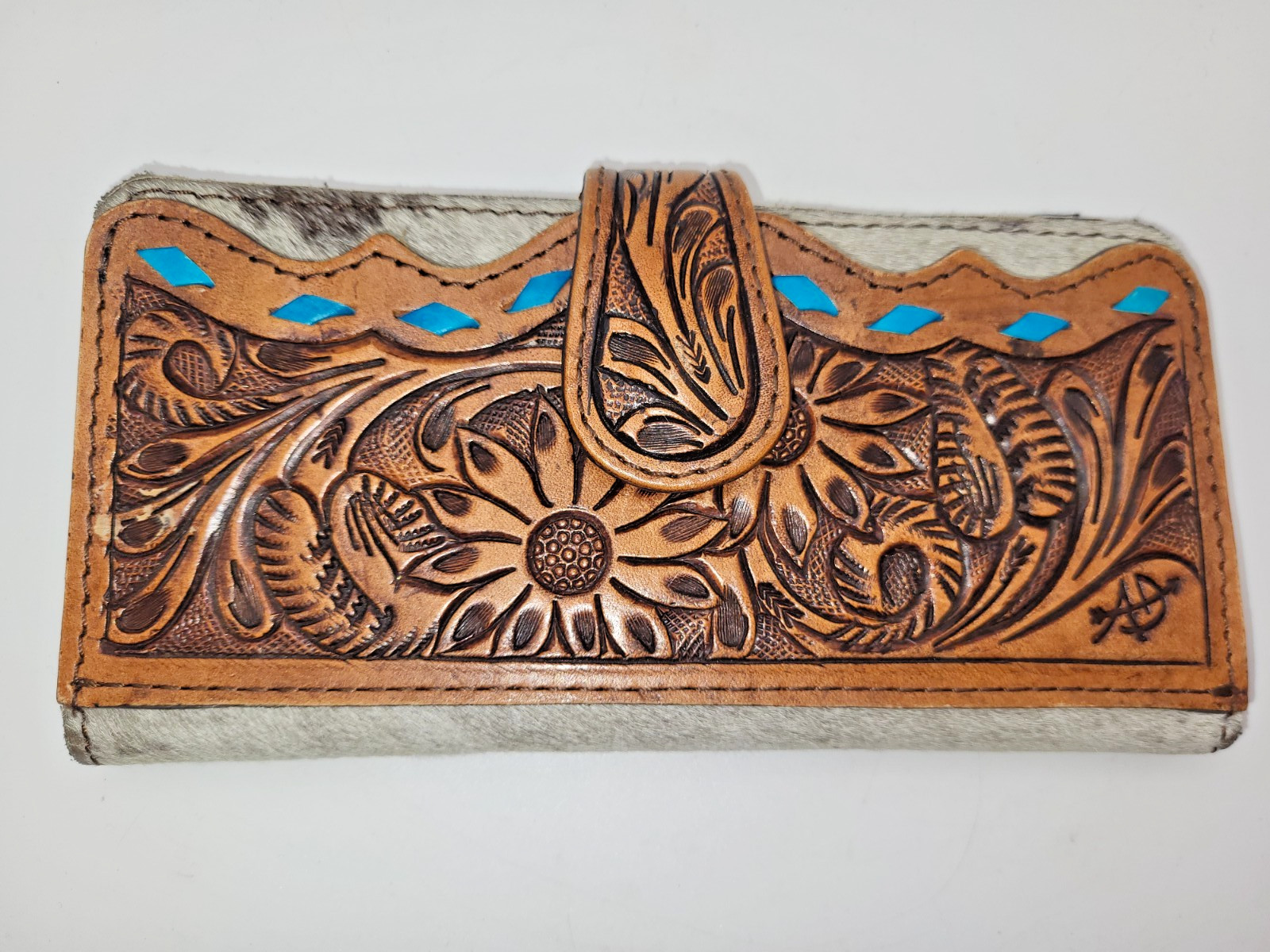 AD American Darling Hand Tooled Floral & Hair-On Cowhide Western Wallet