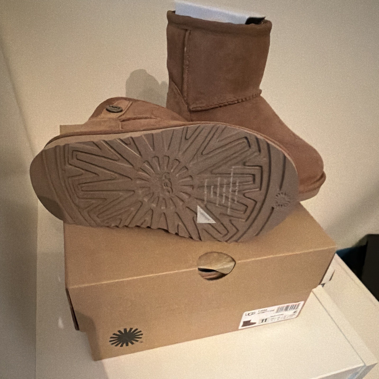 UGG Classic Mini Unisex Kids Brown Suede Ankle Bootie Boots US 11 Pull On T Jona