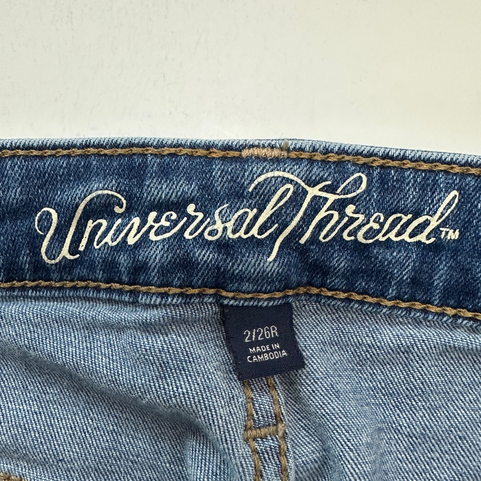 Universal Thread High Rise Skinny Jeans Medium Wash Blue Denim Womens Size 2/26R