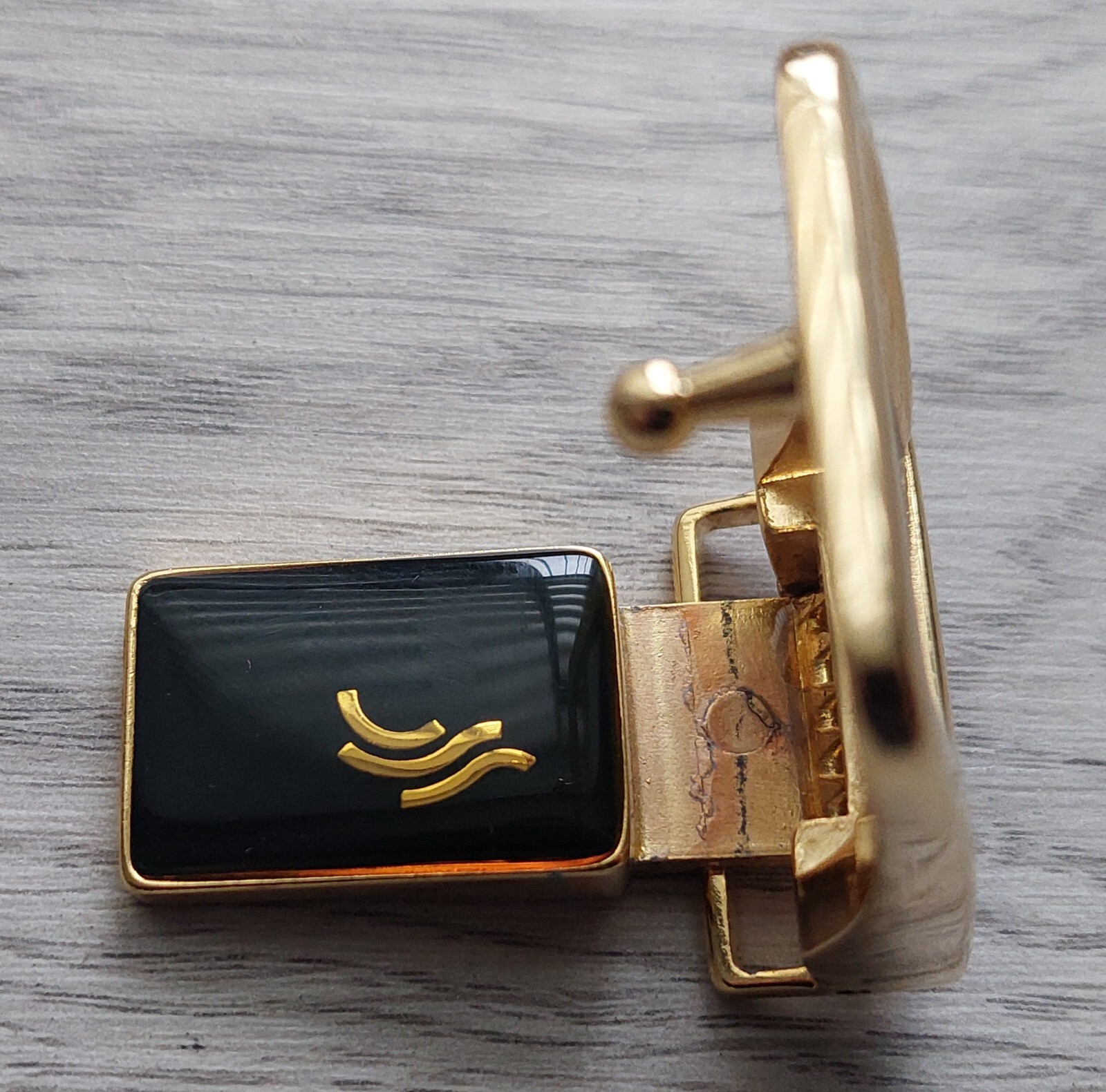 VTG Belt Buckle SPORRONG, brass, size 5.1 x 3.2 cm/ 2 x 1.3 in, used, Sweden