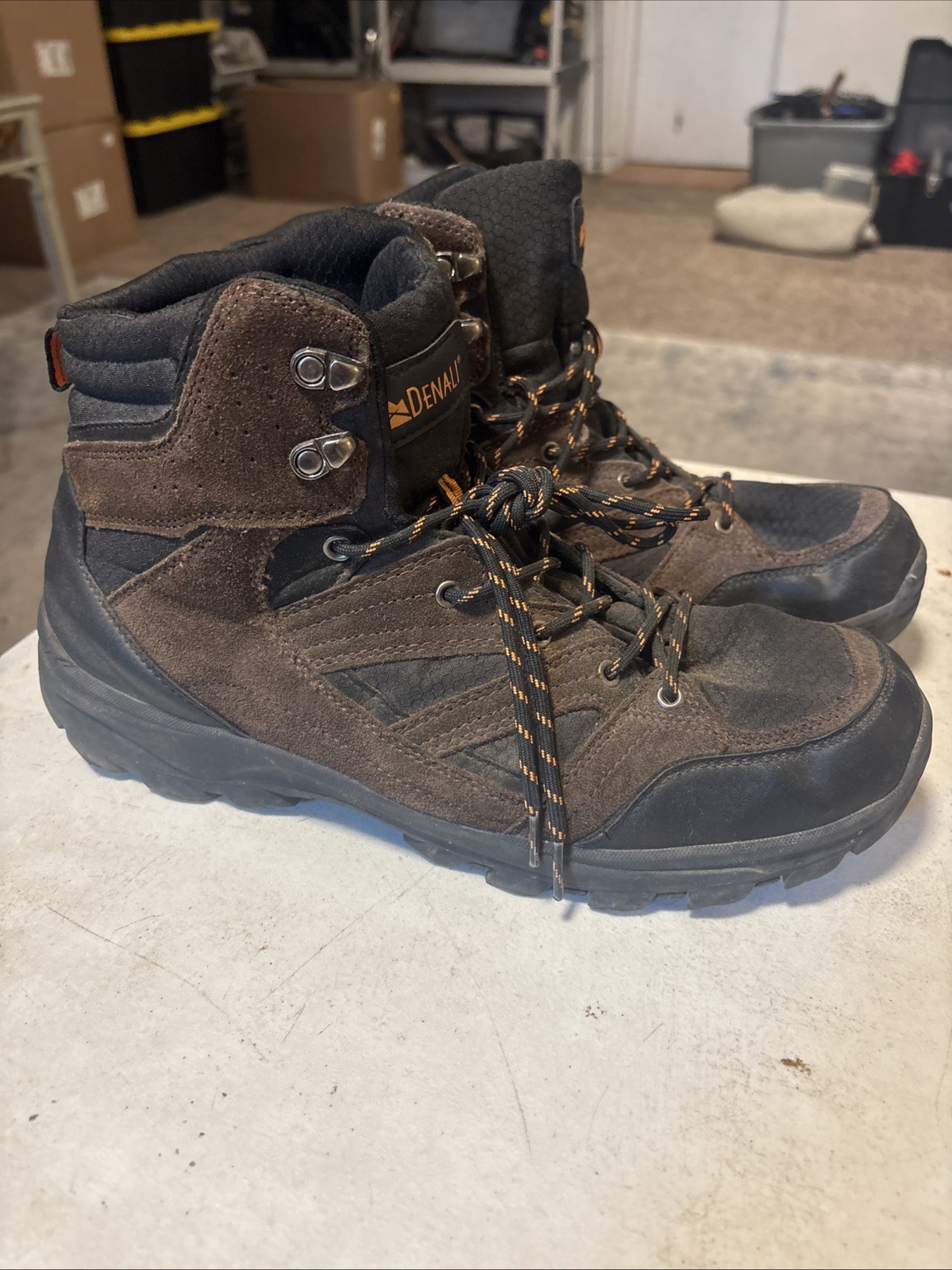 Denali Men’s Hiking Trail Boots – Size 9.5 Style: A16U123C-11 Brown Black Suede