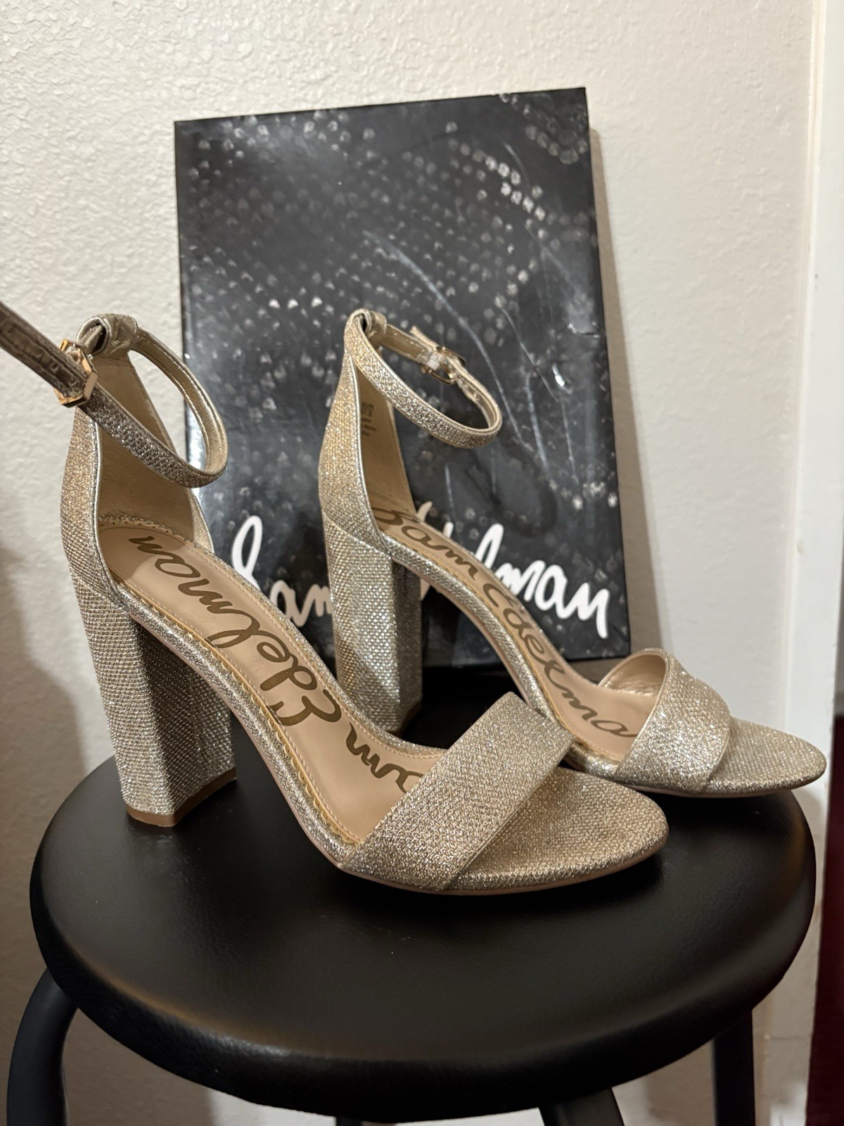 Sam Edelman Women’s Gold Glitter Strappy Ankle Strap Block Heel Sandals 7.5