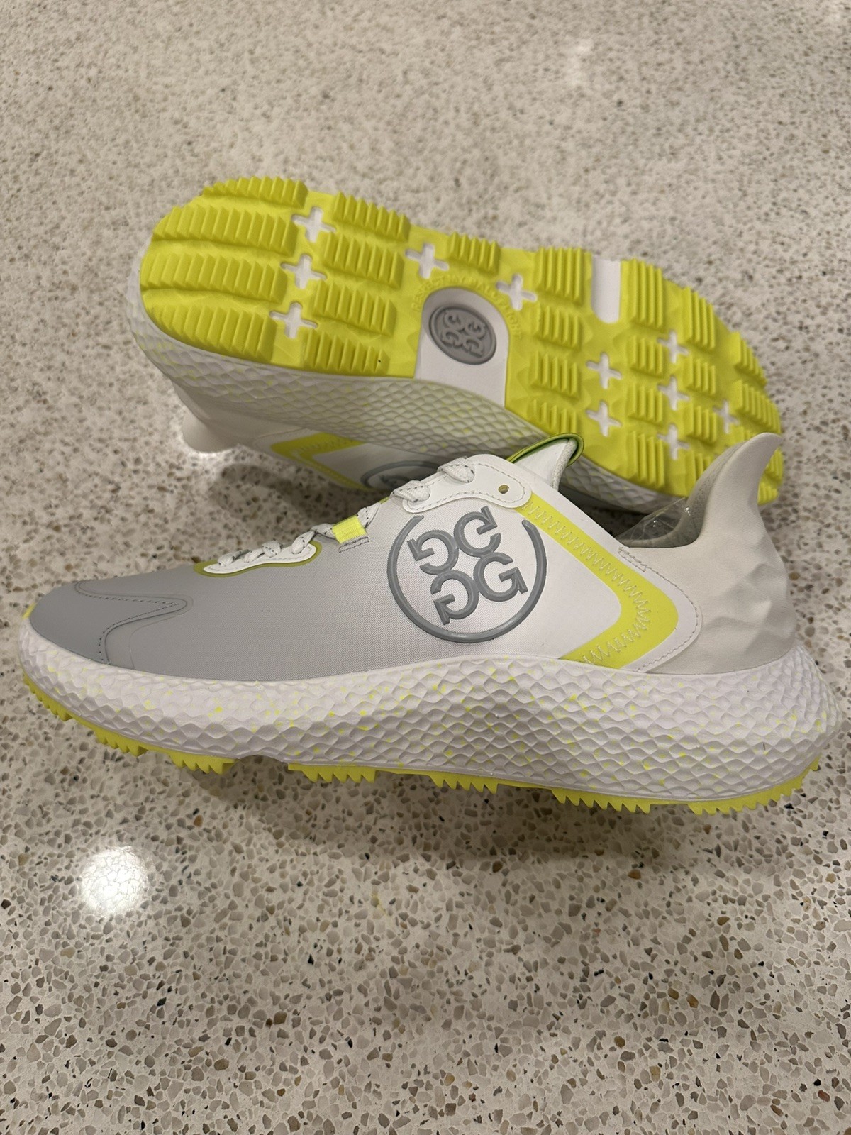 NEW G/Fore MG4X2 Mens Size 9 Cross Trainers Golf Shoes Grey Yellow GMF000140