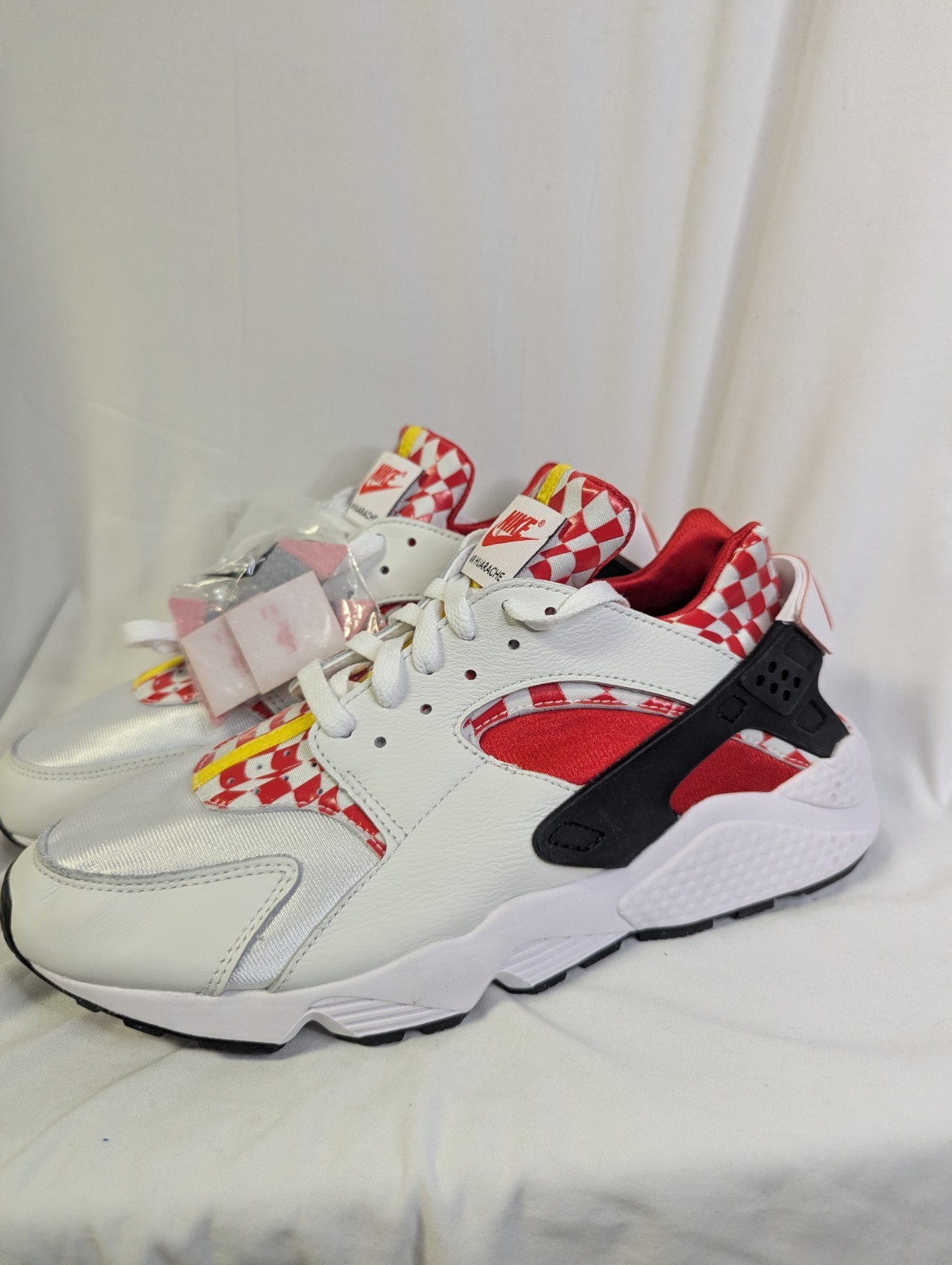 Liverpool Nike Air Huarache MSz 10.5 PRM QS Red Devils DN5080-100