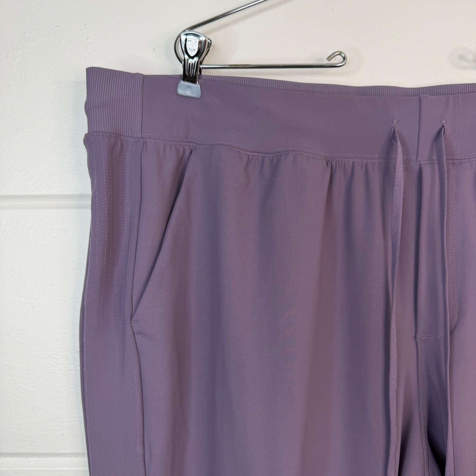 Livi Lane Bryant Ankle Trouser 22/24 Purple Athletic Capri Cropped Pants 21″ ins