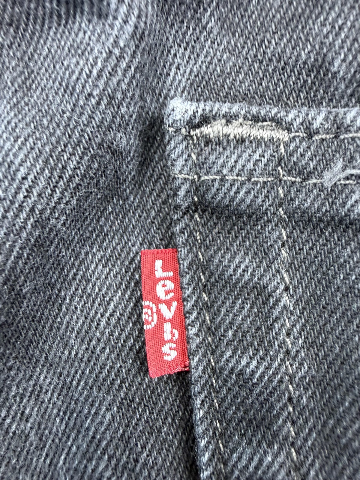 Levis 505 Jeans Mens 38×30 Gray Charcoal Wash Denim Regular Straight Leg Casual