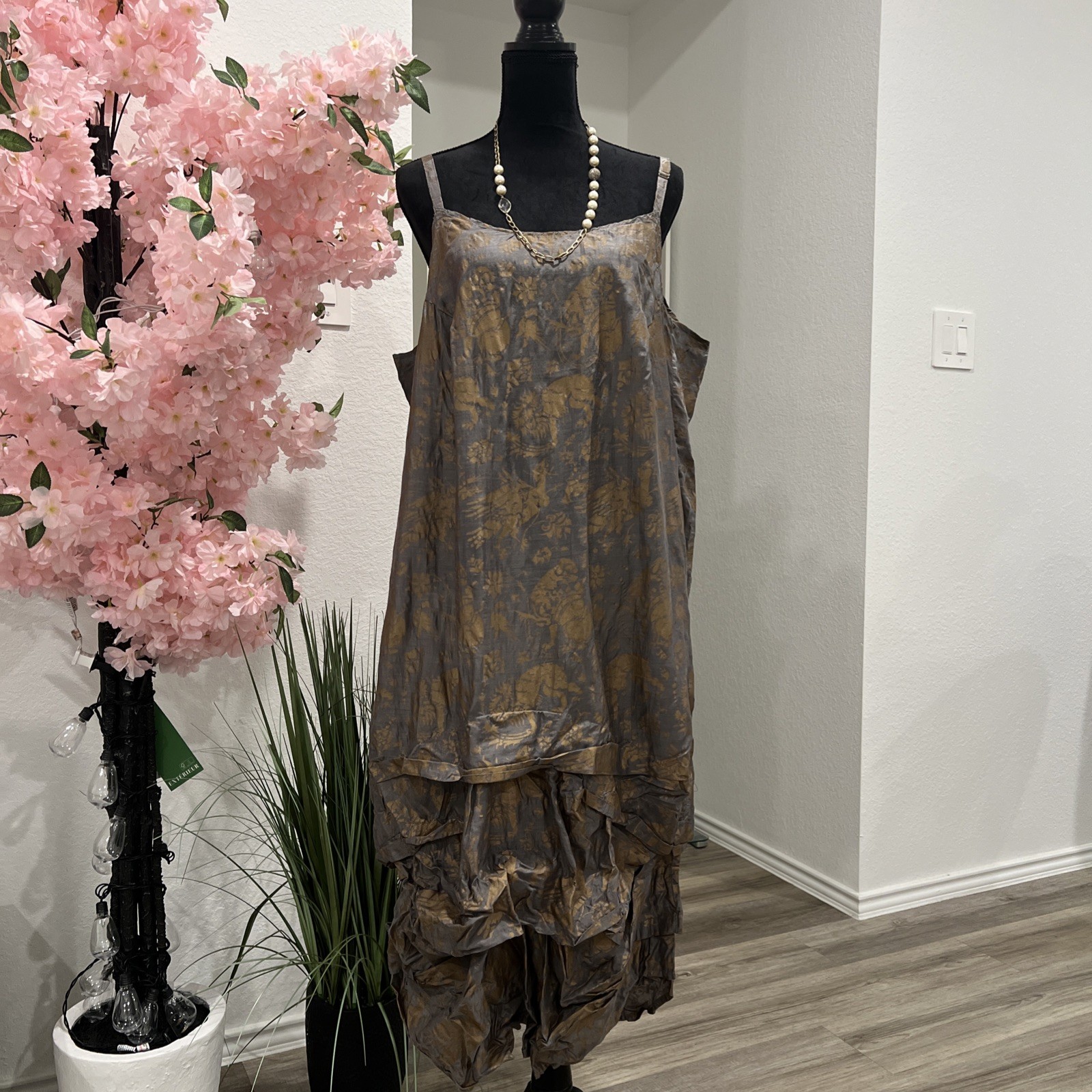 Krista Larson Silk Gray Gold Ruffle Midi Dress One Size (item 10.2)