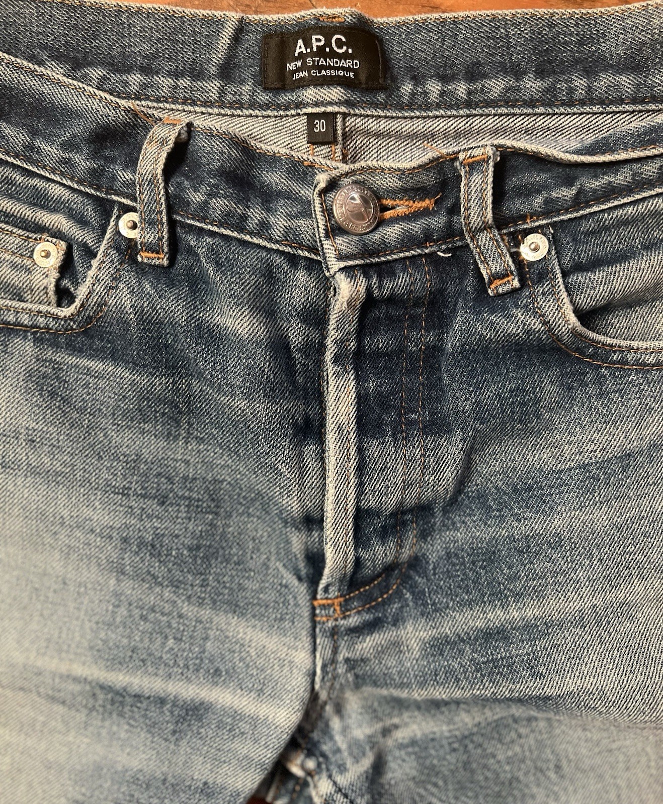 A.P.C. Men’s Straight Fit Medium Wash Blue Denim Jeans Distressed Size 30