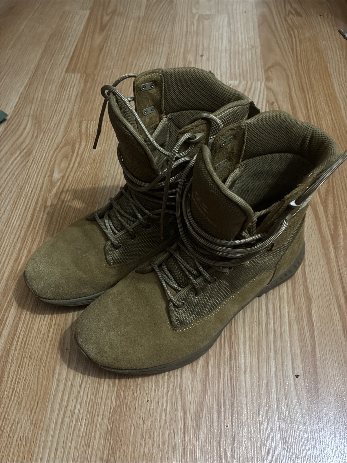 Garmont T8 Falcon Men’s Tactical Boots, Size 7.5, Coyote Brown, AR 670-1