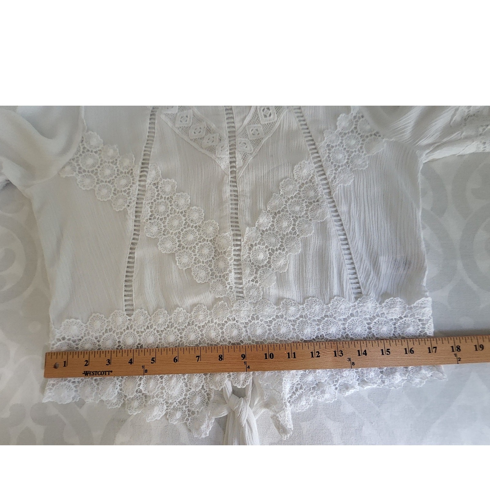 Self Esteem Boho Lace Tie Front Peasant Top XL