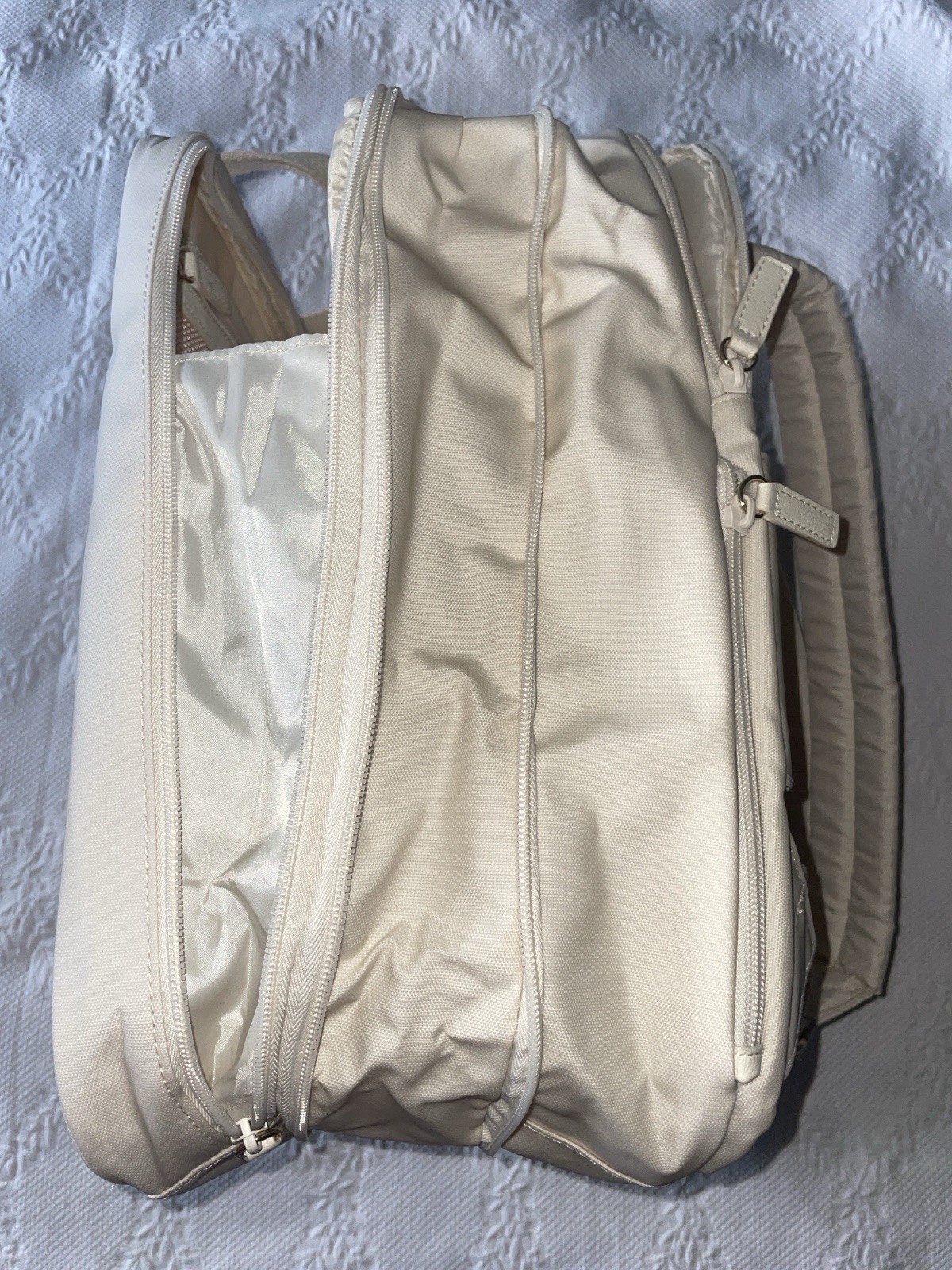 BÉIS Expandable Backpack Beige New with Tags Great for Travel