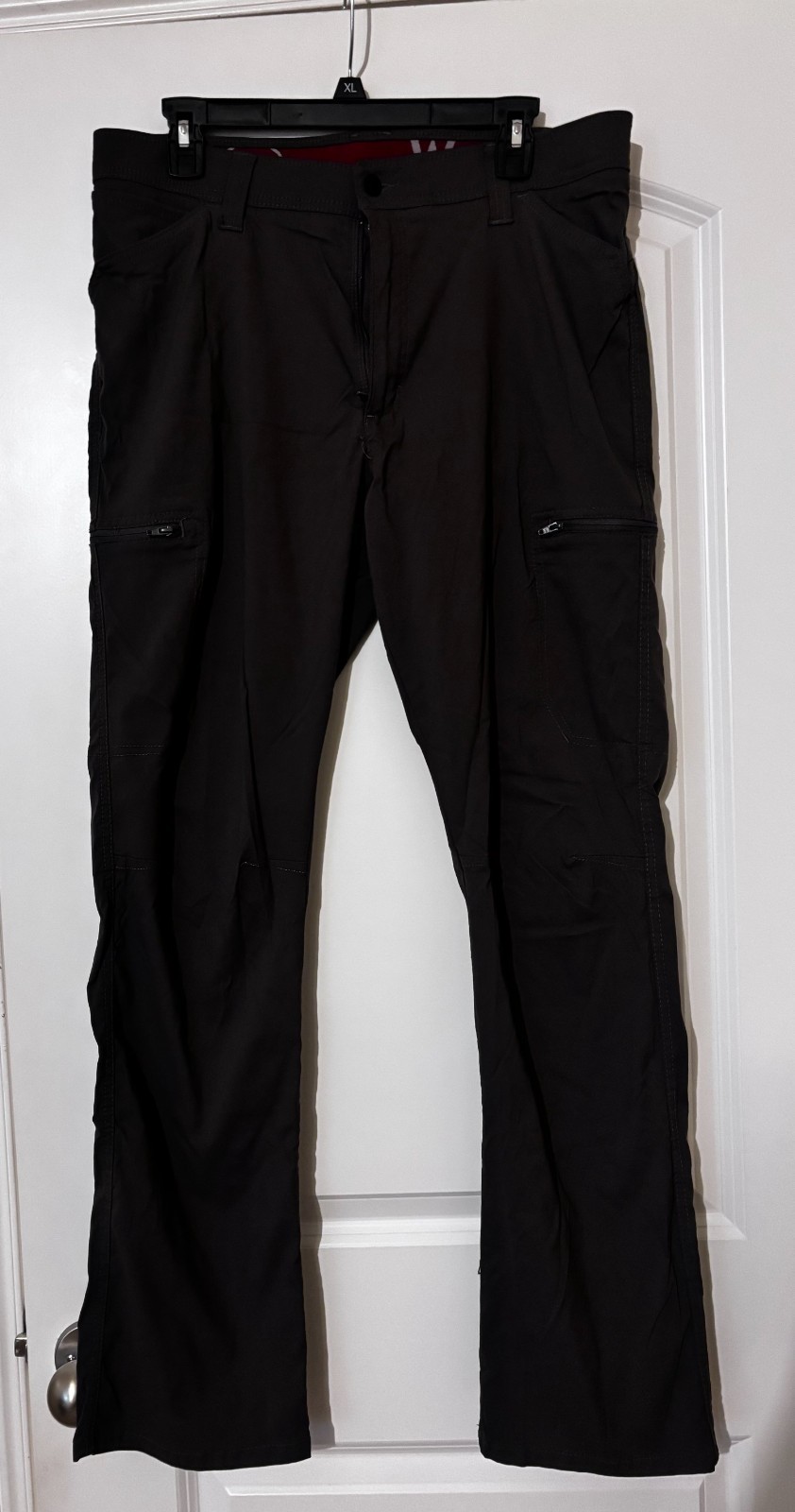 Wrangler Cargo Pants Mens 34×32 Black Excellent ATG Outdoor Hiking Utility
