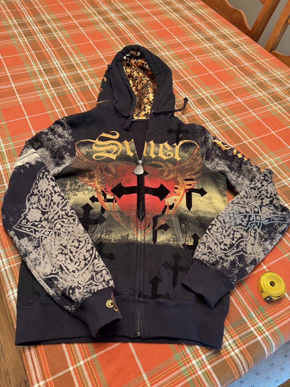 SMET Sweatshirt – Female Small – Tattoo Graphics