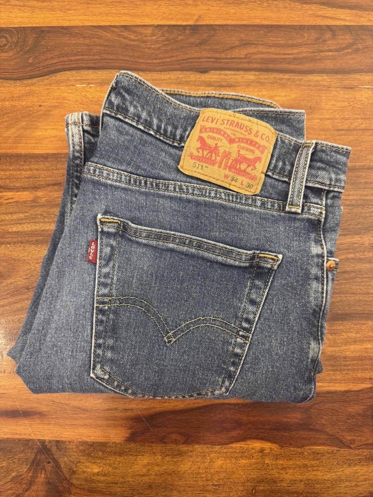 Levi’s 511 Men’s Dark Wash Blue Jeans Size 34×30