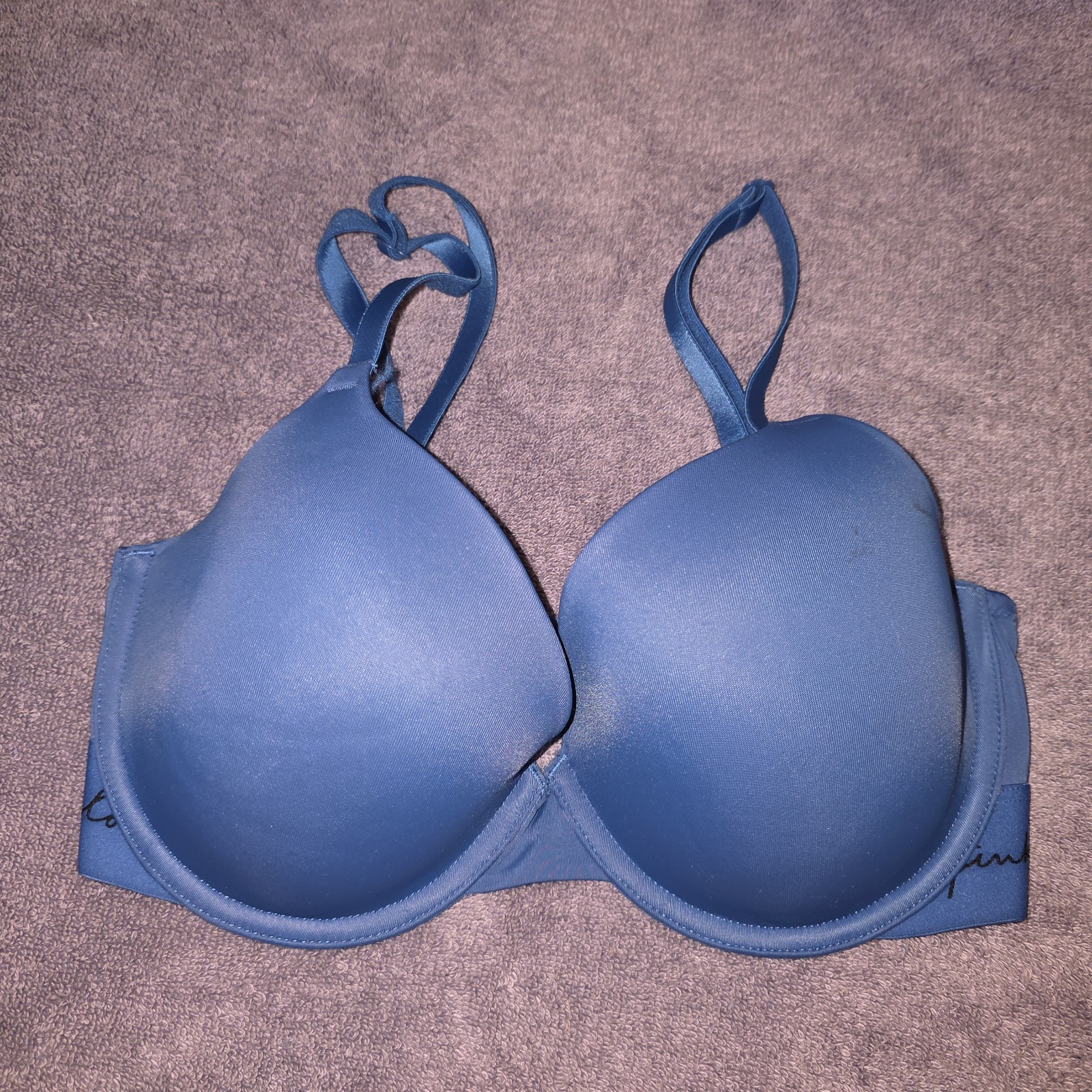 PINK Victoria’s Secret Wear Everywhere Lightly Lined T-Shirt Bra 32DD Blue
