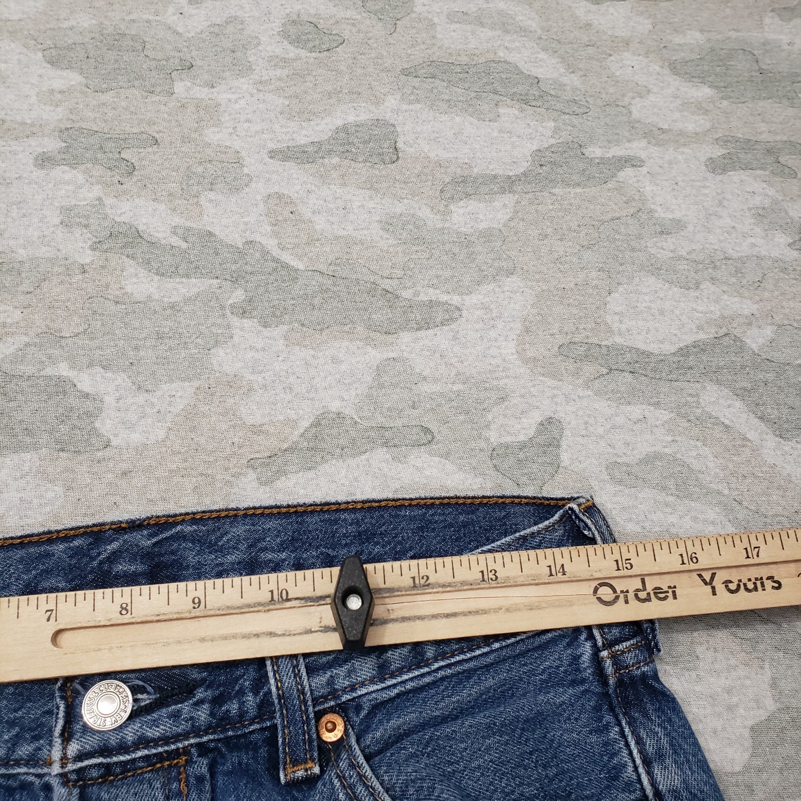 Levi’s 501 Jeans Mens 30×30 Blue Straight Leg Button Fly Denim Medium Wash