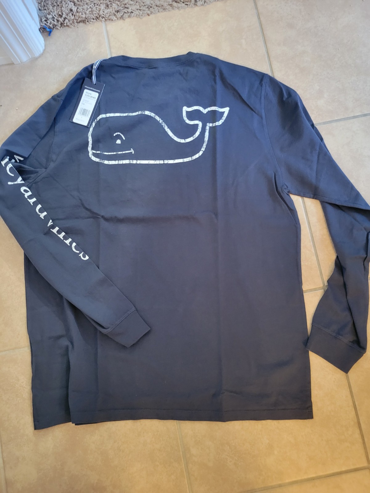 Vineyard Vines Shirt Mens Navy Blue Long Sleeve Whale Logo Pocket Tee – NWT – L