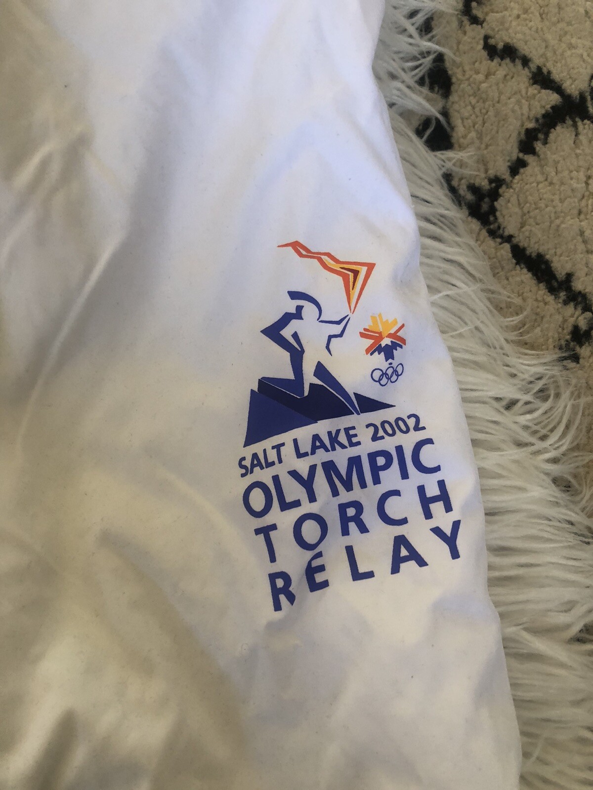 Official Salt Lake 2002 Winter Olympics Torch Relay Uniform Pants NWT Large. D9