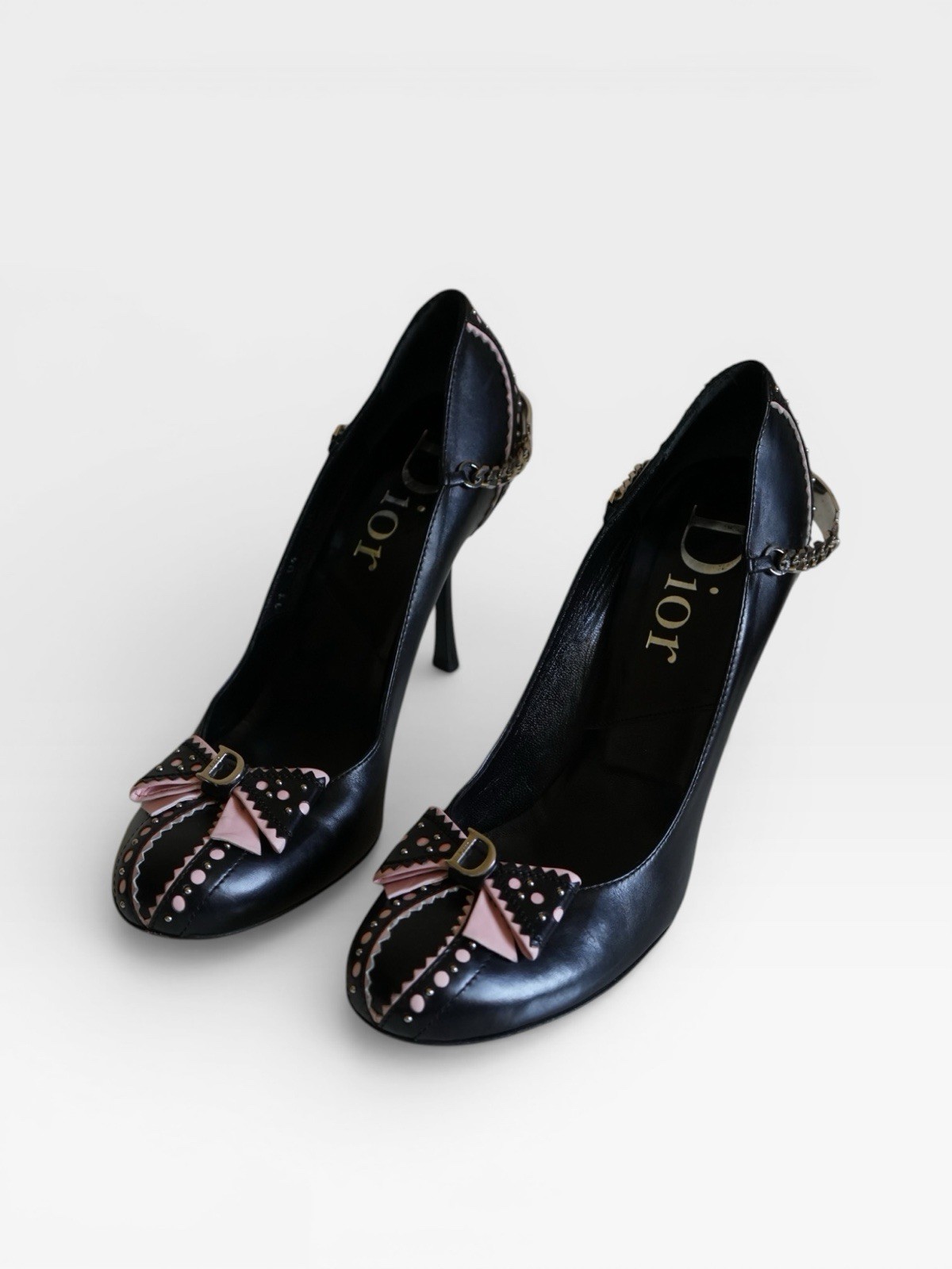 F/W 2004 Christian Dior W/ Logo Chain Pink Bow Pumps Heels VINTAGE