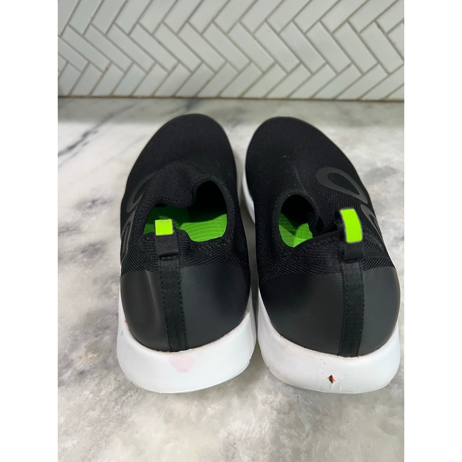 OOFOS OOmy Stride Black Slip On Recovery Shoes Men’s 11 EU 44 Lightweight