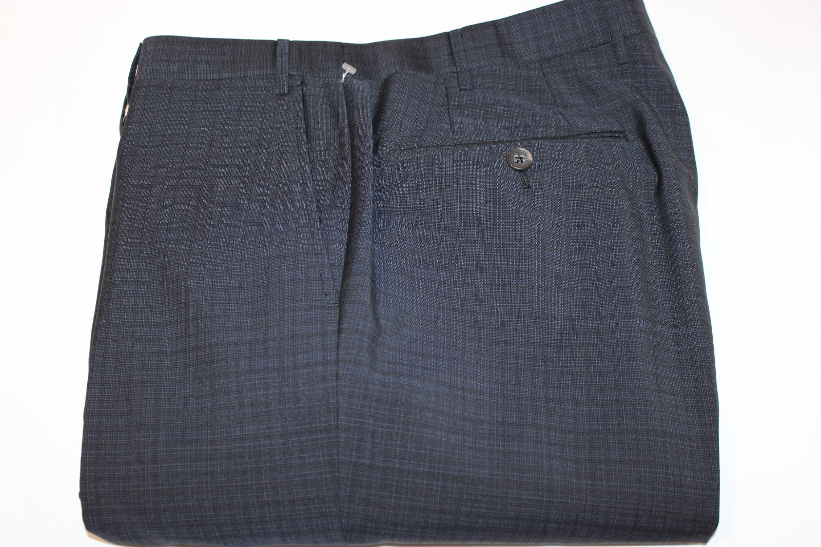 Corneliani Collection Virgin Wool Black Navy Plaid 2-Button Suit Size 42R $2995
