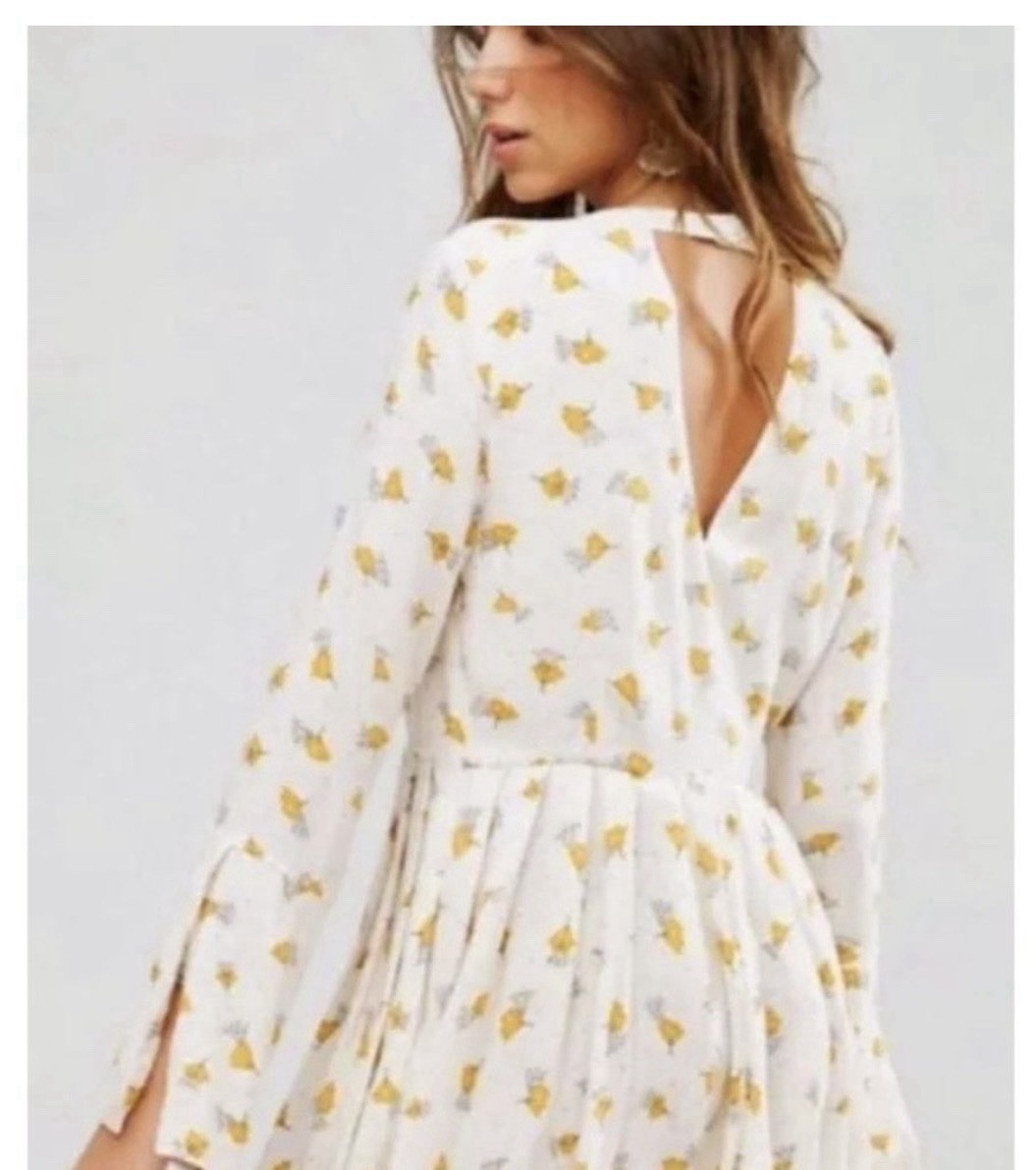Free People Tegan Yellow Floral Cutout Bell Sleeve Rayon Boho Mini Dress Size 0