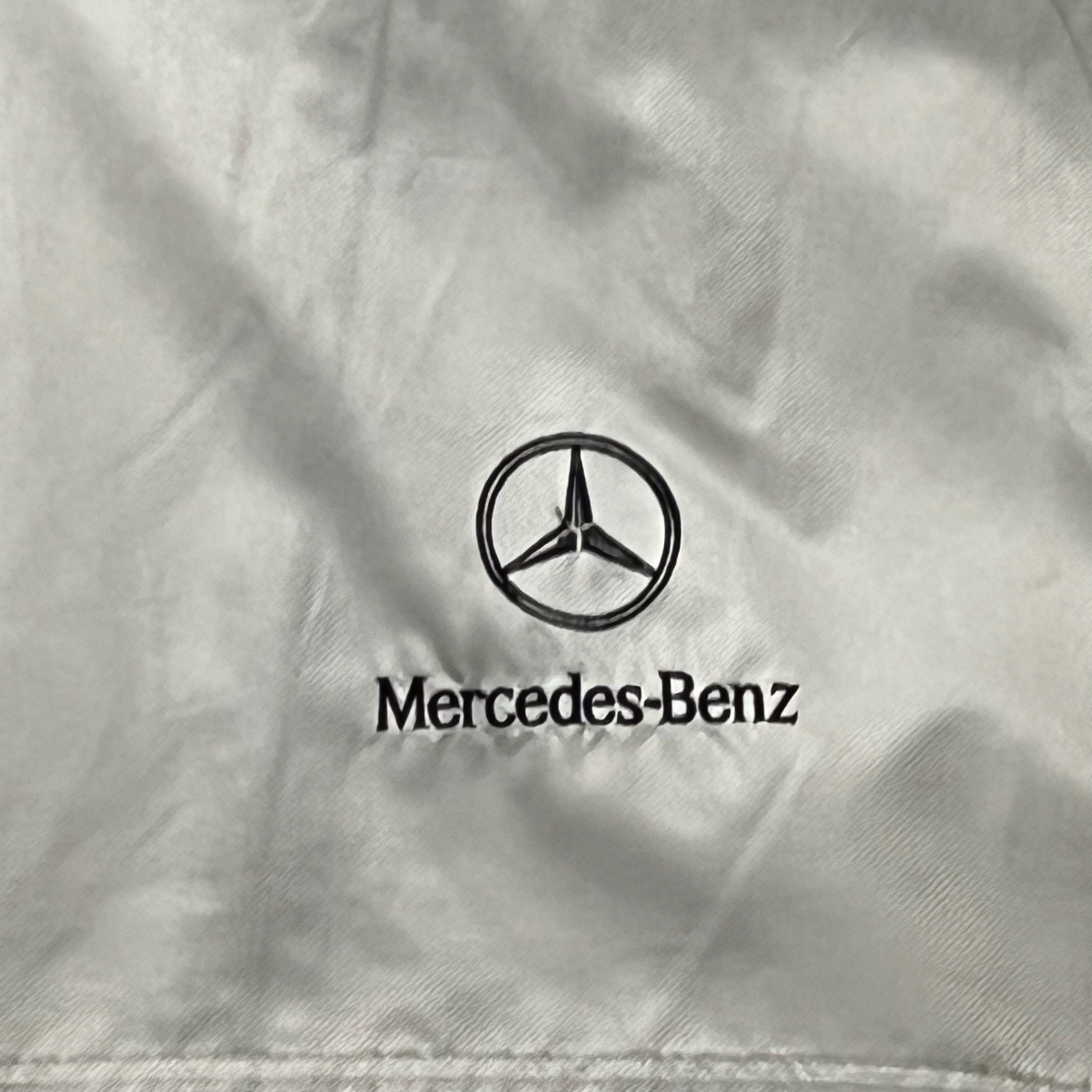 Vintage Mercedes-Benz Windbreaker Size Medium Ivory 1/4 Zip Pullover Jacket R1