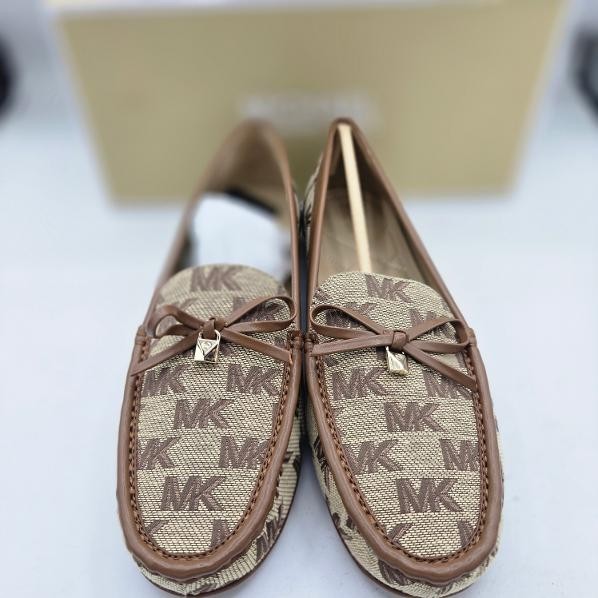 Michael Kors Size 9.5 Juliette Logo Jacquard Loafer Shoes MK Logo Beige/Ebony
