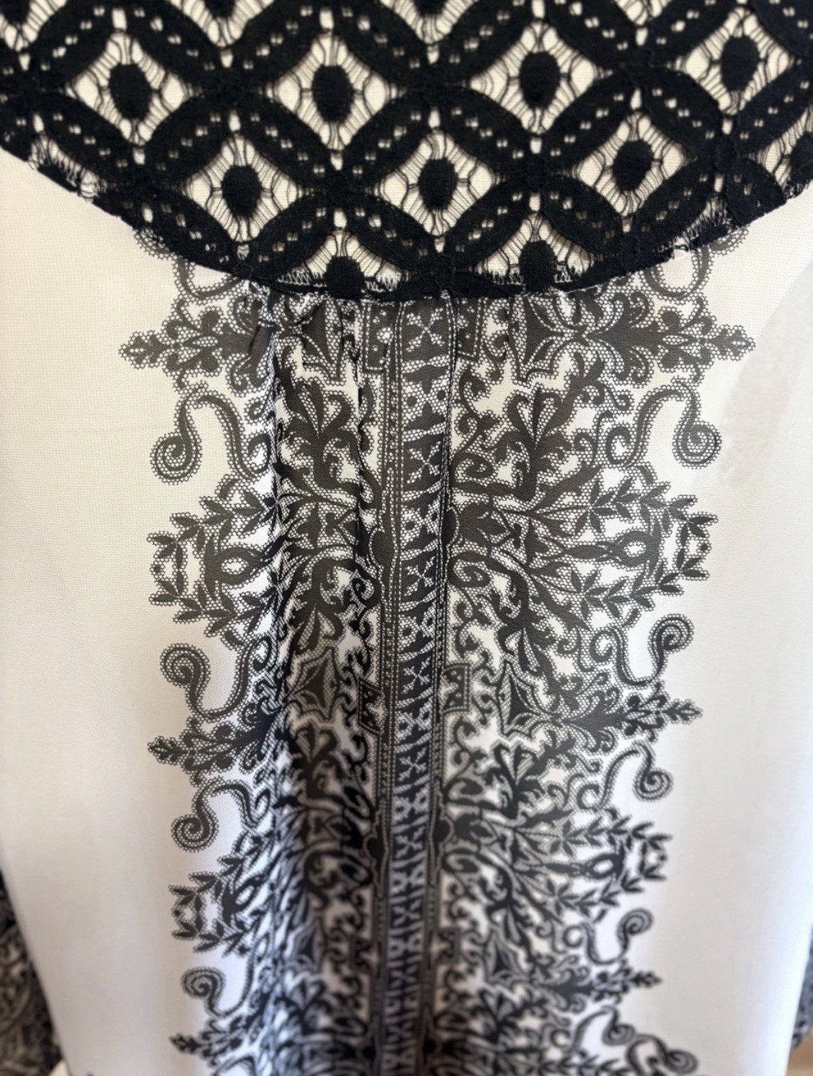 Ali Miles XL Black White Lace Print Tunic Top Bell Sleeve Slit Cuff Boho Chic