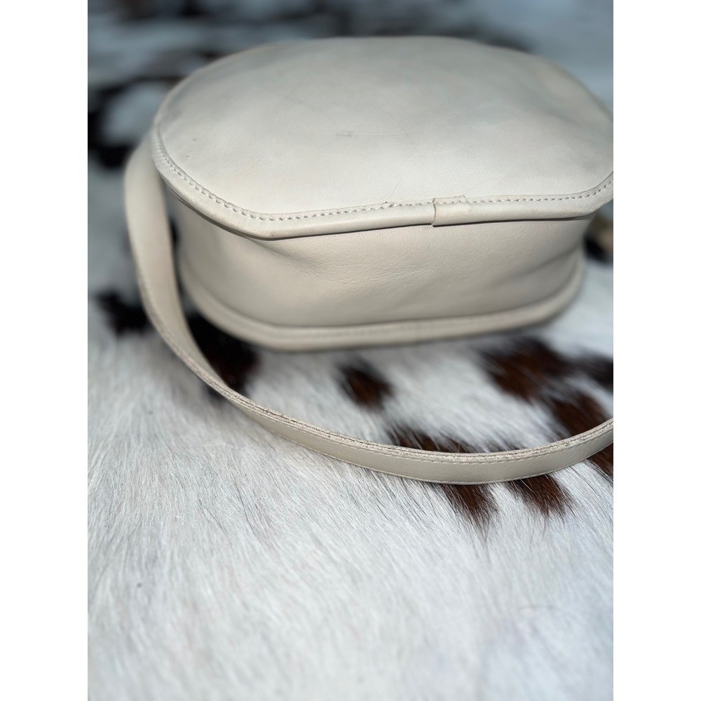 Coach Vintage Chester Canteen Crossbody Bag Women Small Cream Good Leather Brass