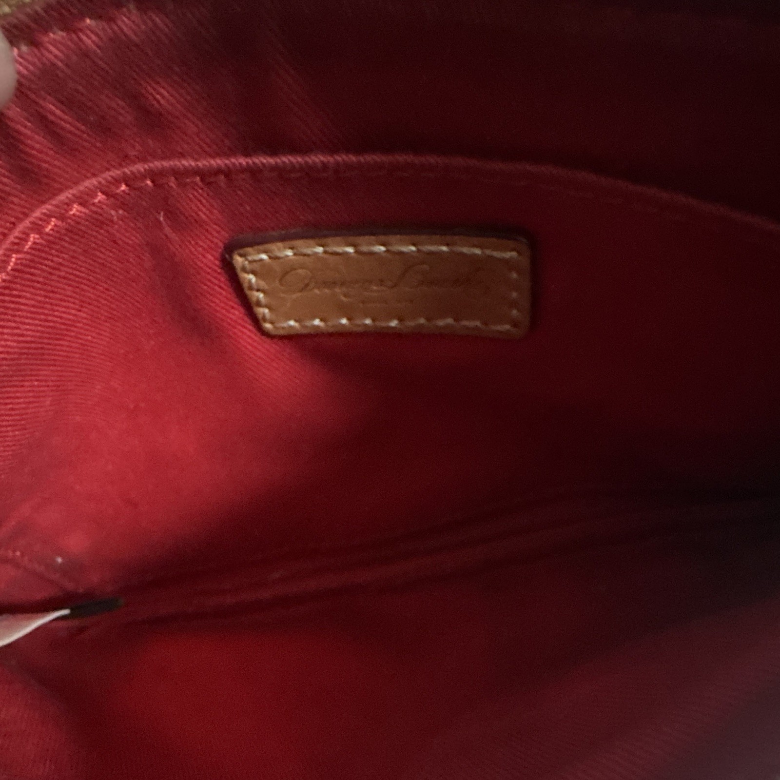 Dooney & Bourke Green Logo Small Wristlet Zip Pouch Brown Strap Red Lined