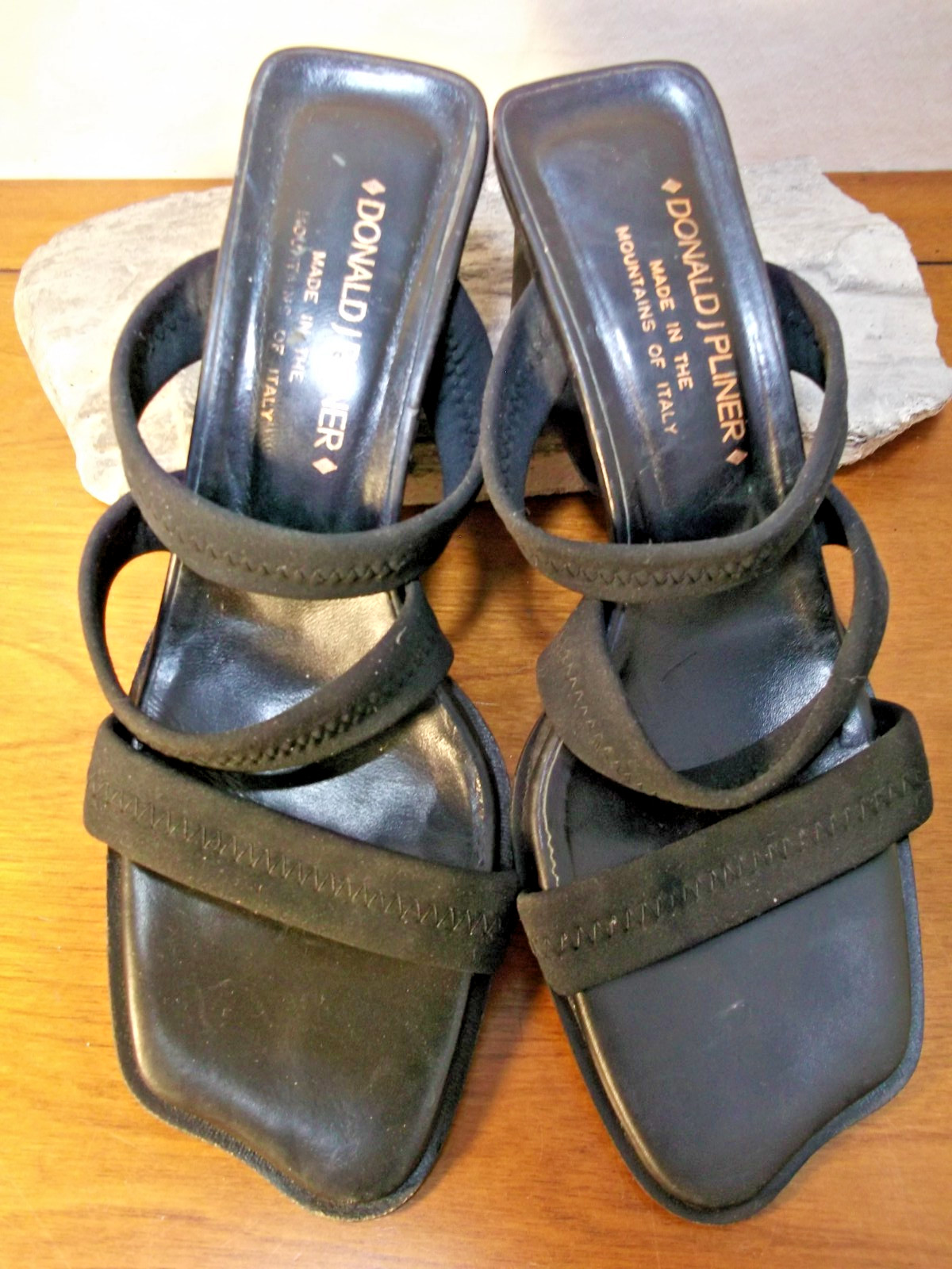 Donald J Pliner ITALY Women’s SZ. US 9.5 M Block Heel 2.25in Sandals bungeestrap