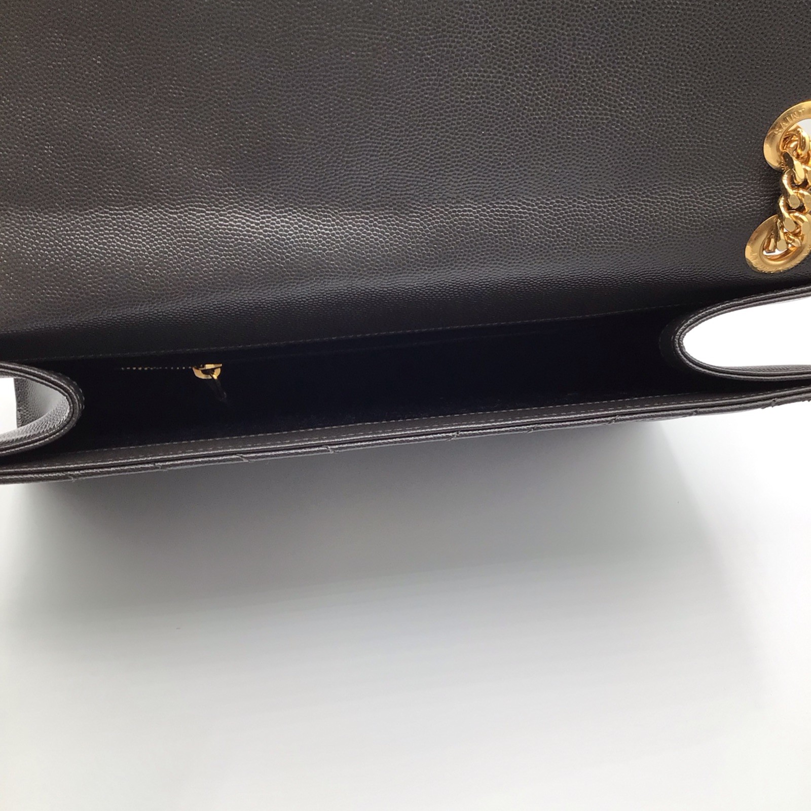 SAINT LAURENT ENVELOPE LARGE BAG IN MATELASSÉ GRAIN DE POUDRE EMBOSSED LEATHER
