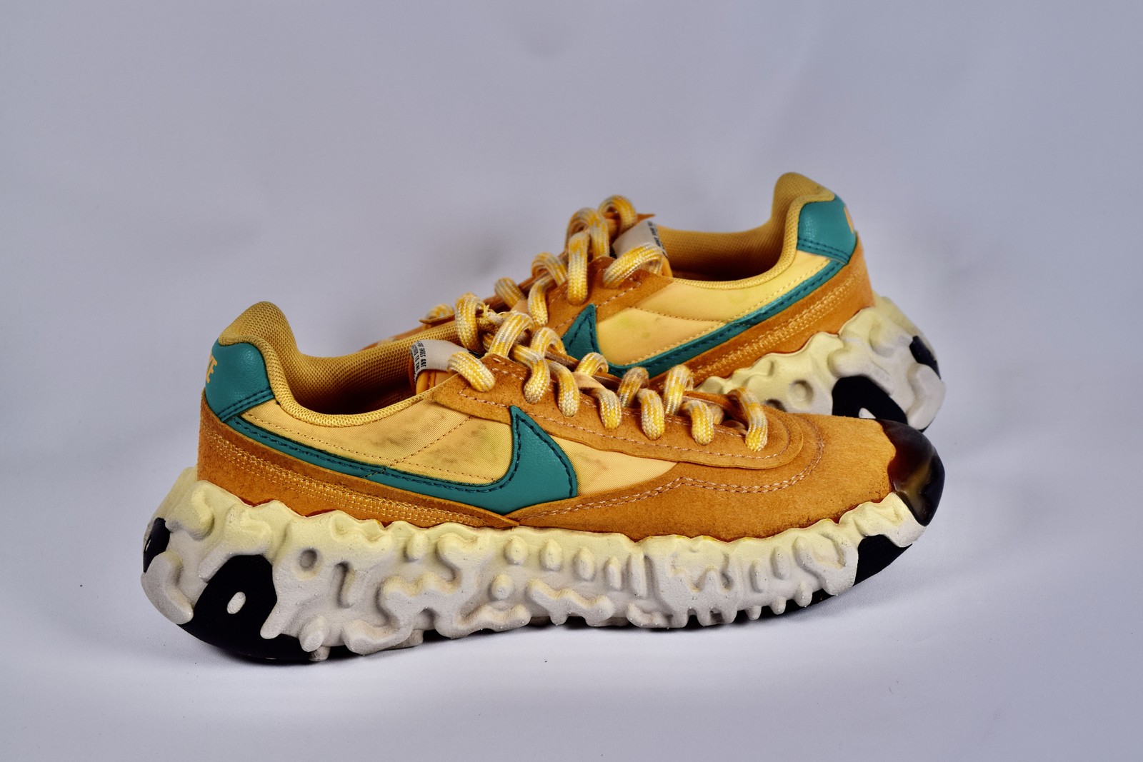 Nike Men’s Overbreak SP Pollen Rise DA9784-201 Yellow Running Shoes Size 5.5 D