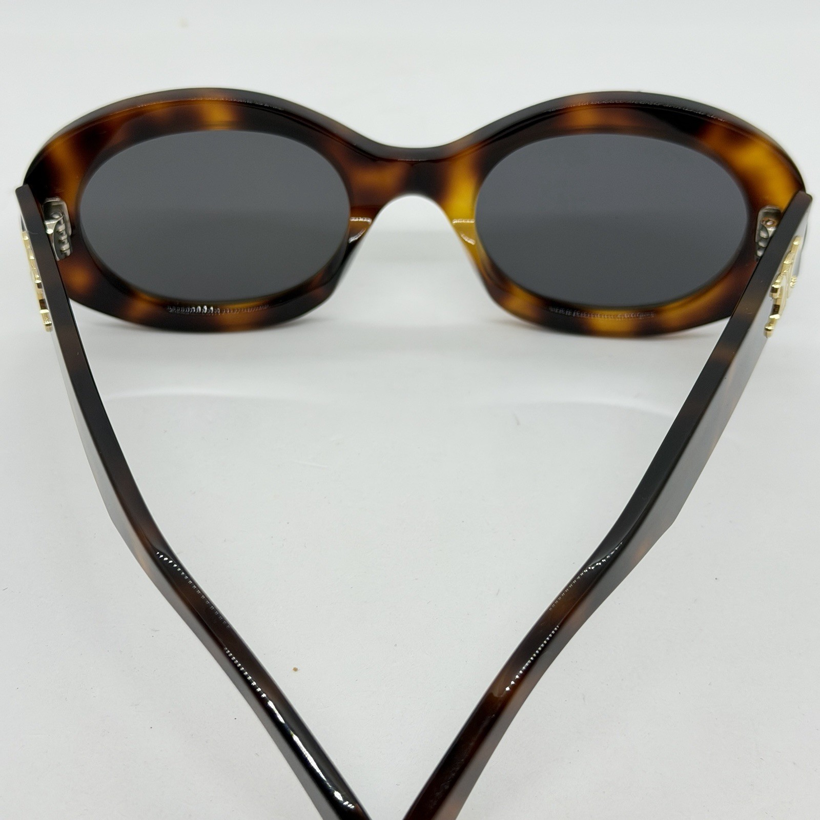 CELINE Triomphe women’s oval sunglasses + hard case +bag 52mm CL40194U Tortoise