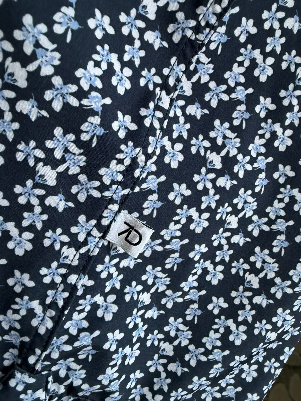 7Diamonds Bowen Floral Button Up Shirt Mens L Navy 4-Way Stretch Short Sleeve