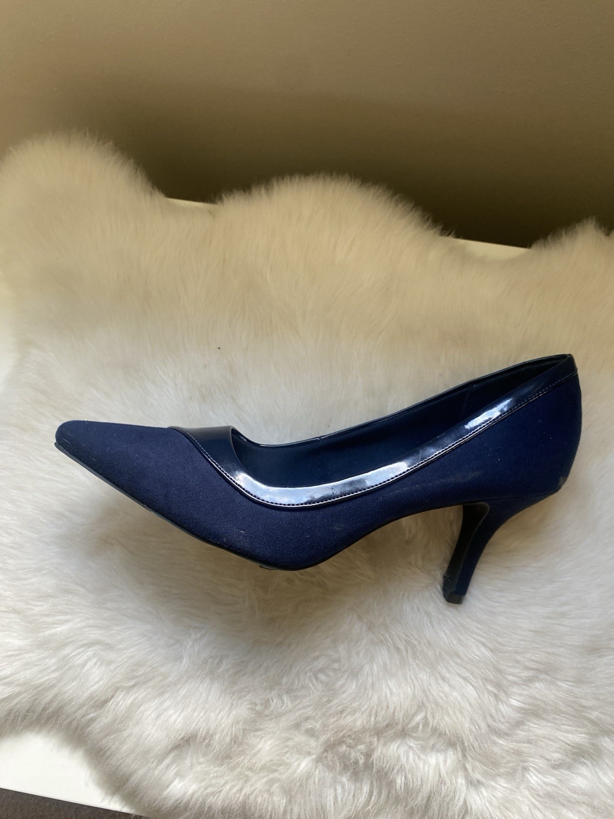comfort plus by Predictions Heels 10 W Navy Pointed-Toe Patent & Suede Pumps