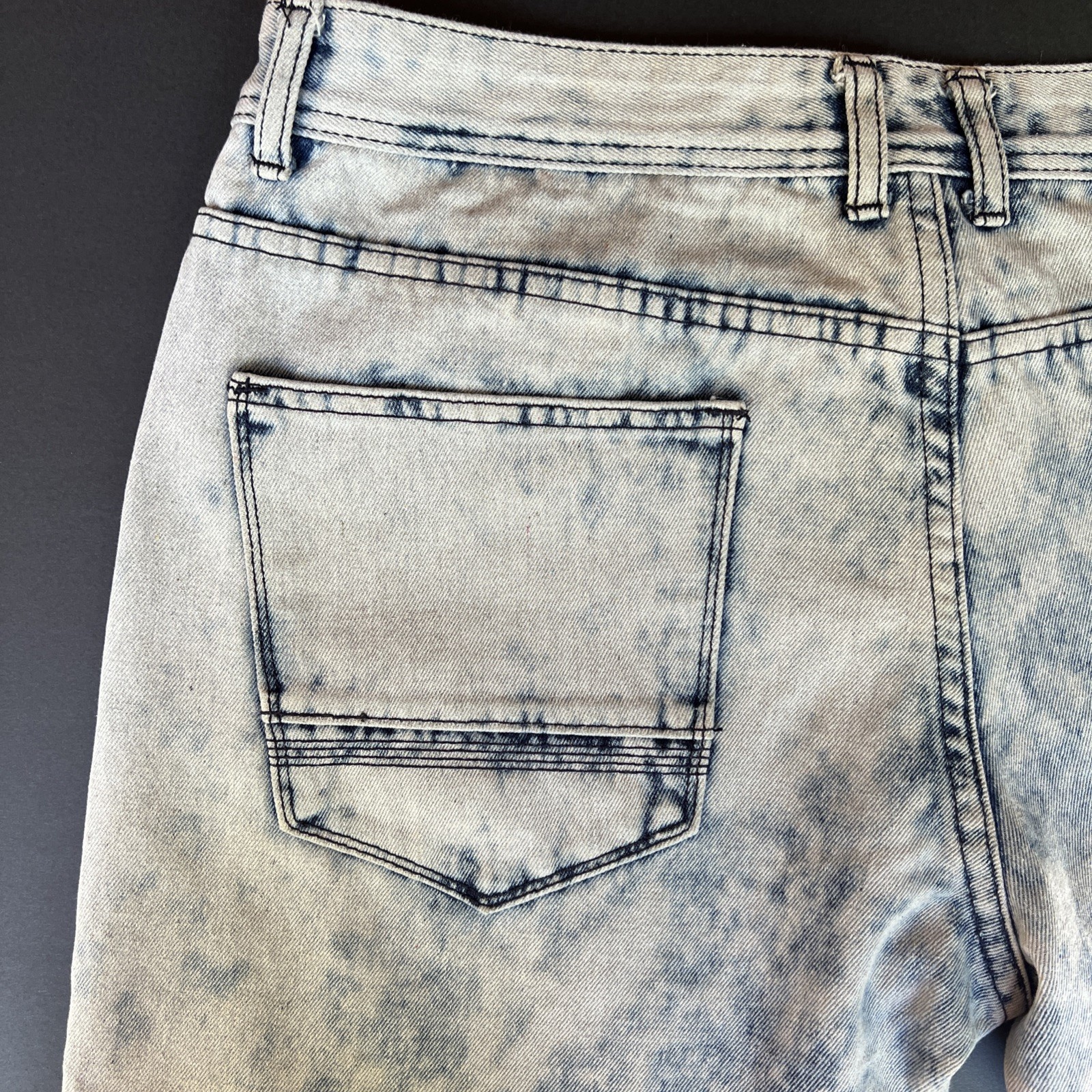 True Rock Jeans Mens 36×31 Blue Distressed Patched Acid Wash Straight Moto