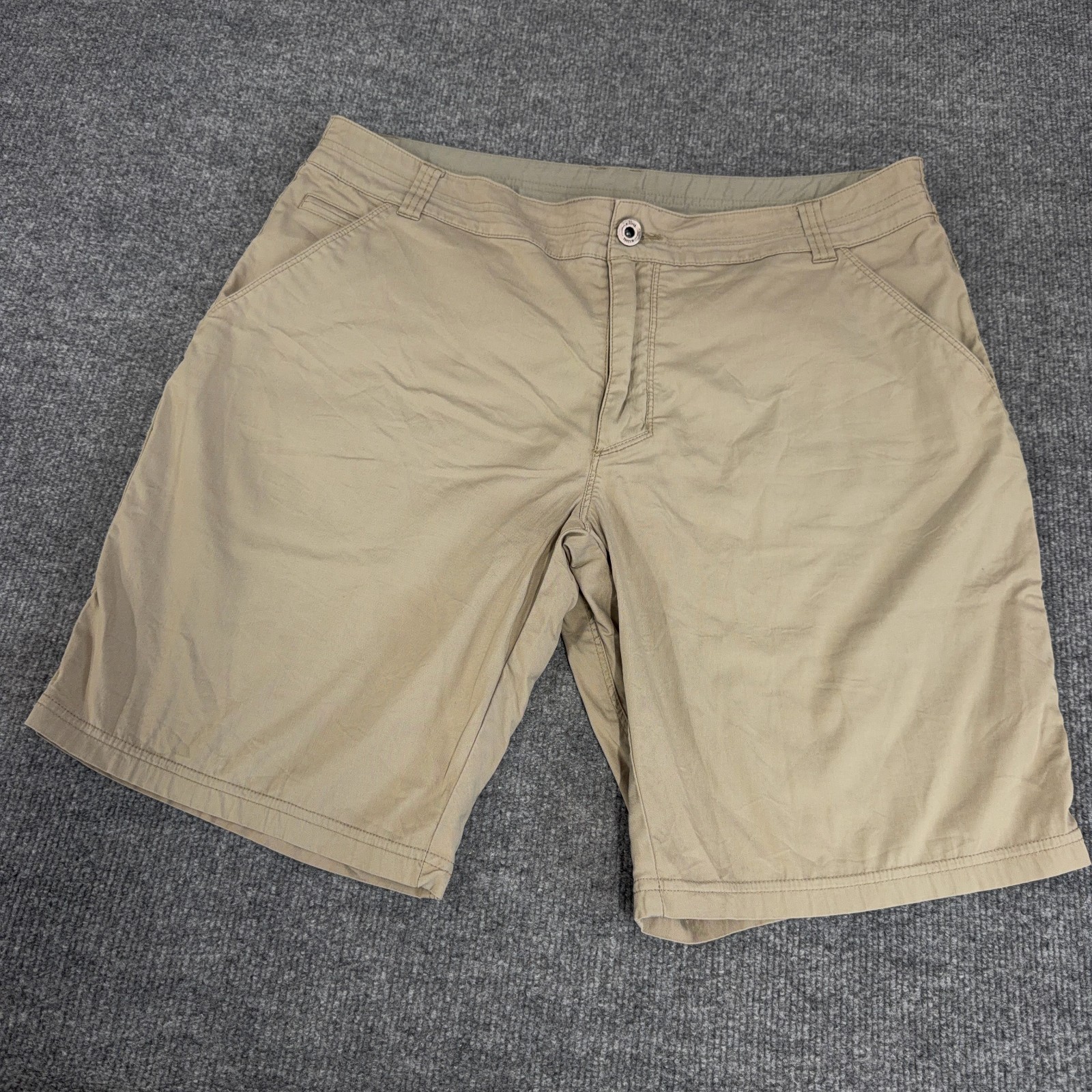 KUHL Shorts Men 36 Khaki Tan Outdoor Cargo Resistor Lite Chino 10″ Inseam
