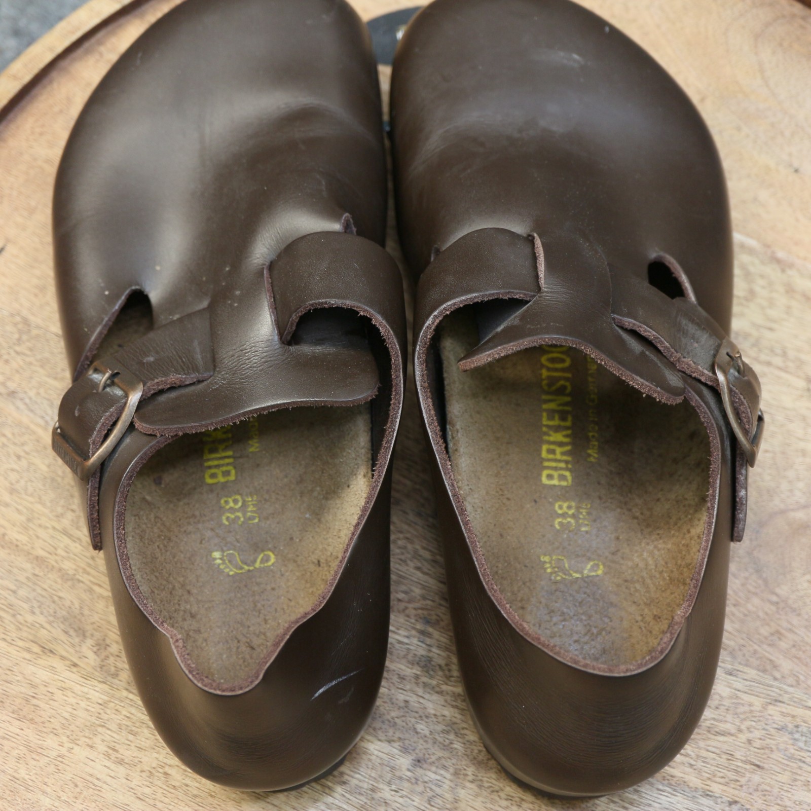 Birkenstock London Womens 38 US 7 Reg. Brown Oiled Leather Clogs Shoes Slip On