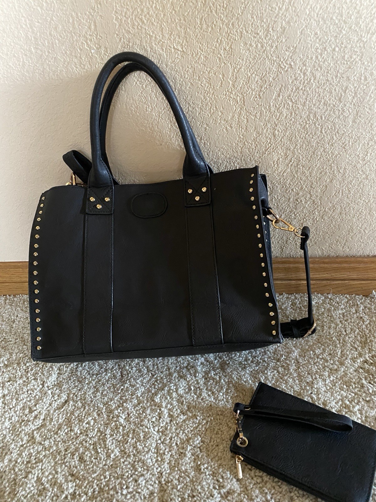 New Leather Shoulder Strap Black Purse Gold Accents With Coin, Satchel
