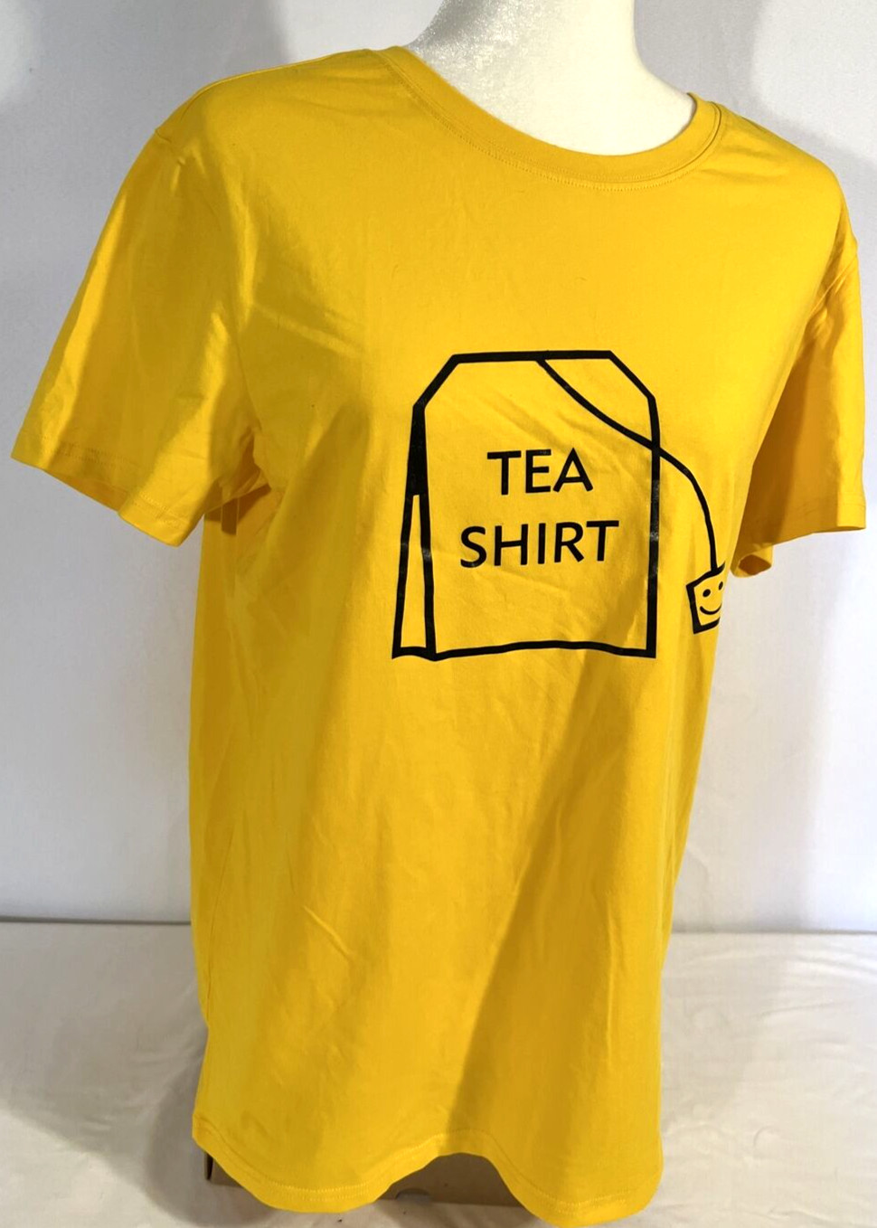 Misses “TEA Shirt” Size XL Yellow 95% Cotton 5% Spandex S/S Graphic T-Shirt